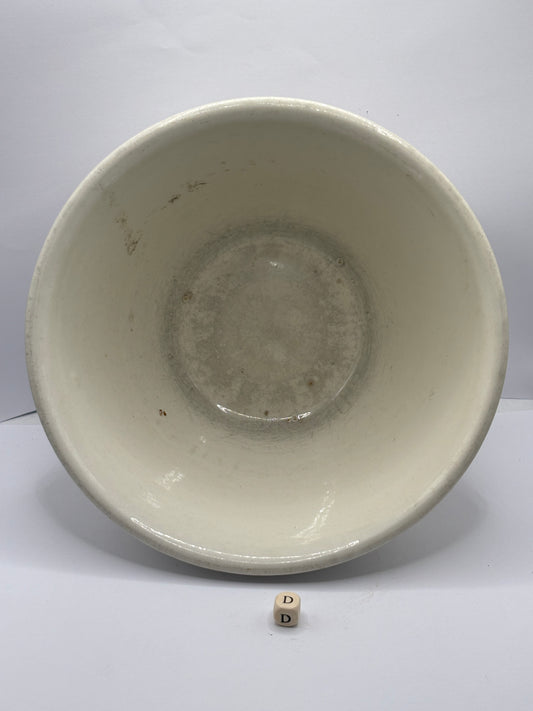Vintage pudding bowl (D)
