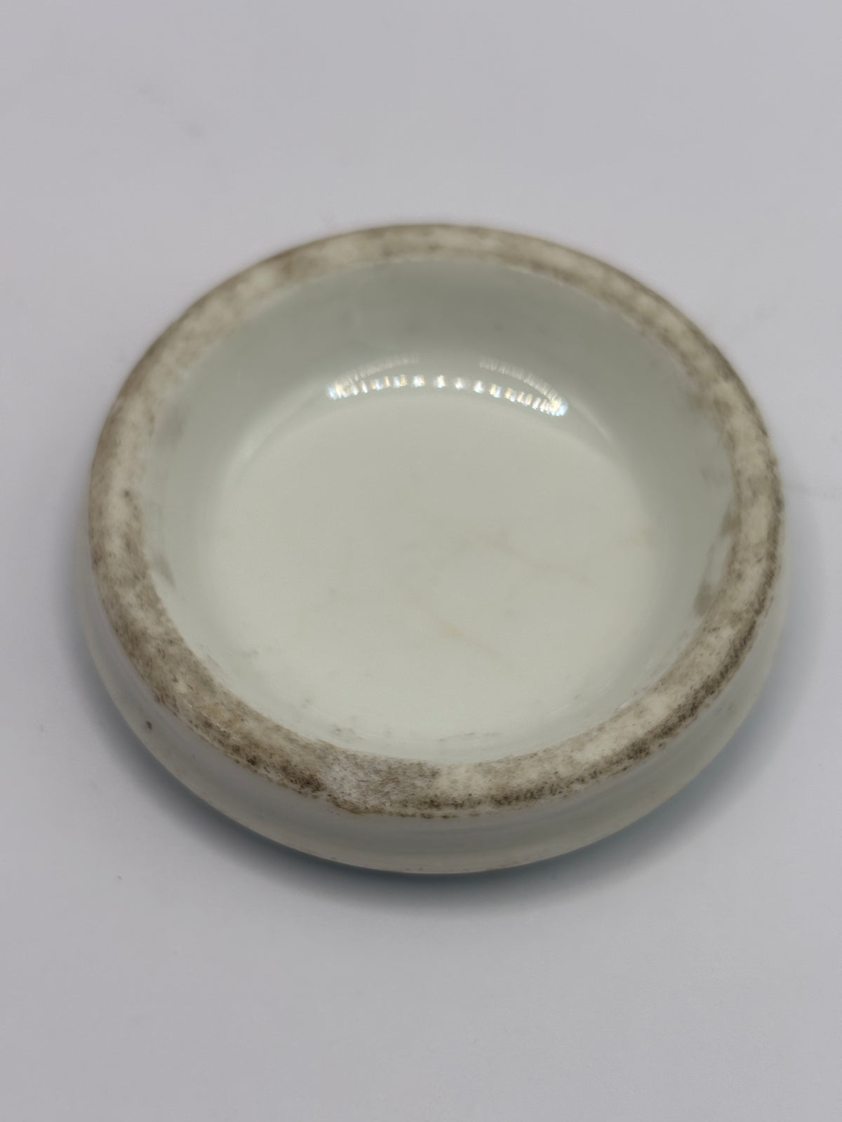 Old decorative stoneware lid, hand painted?