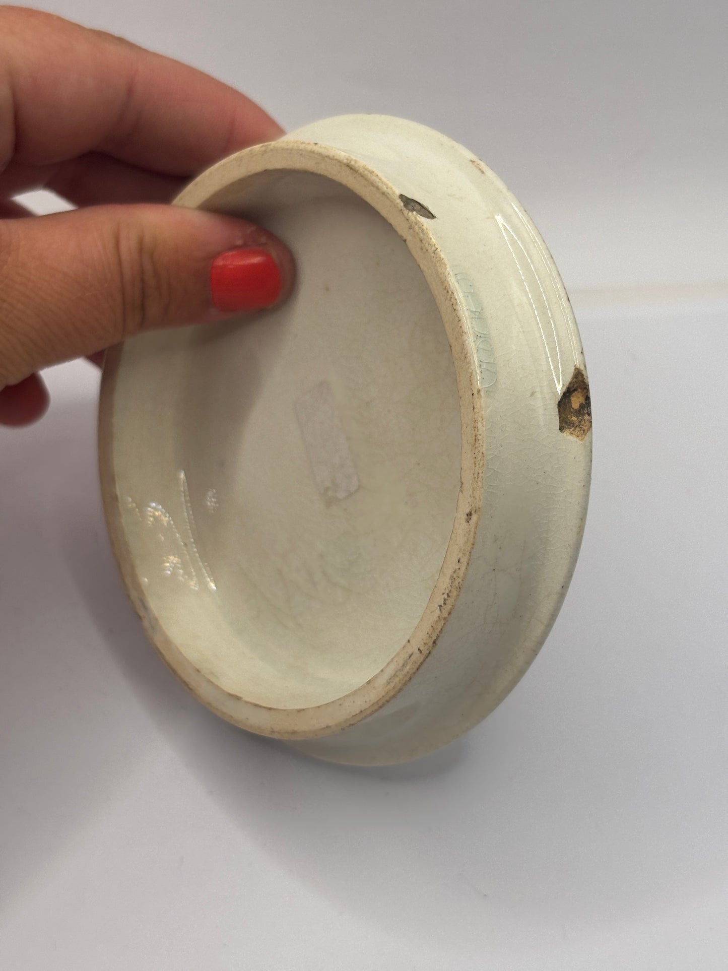 Old Prattware lid, The square Strasbourg