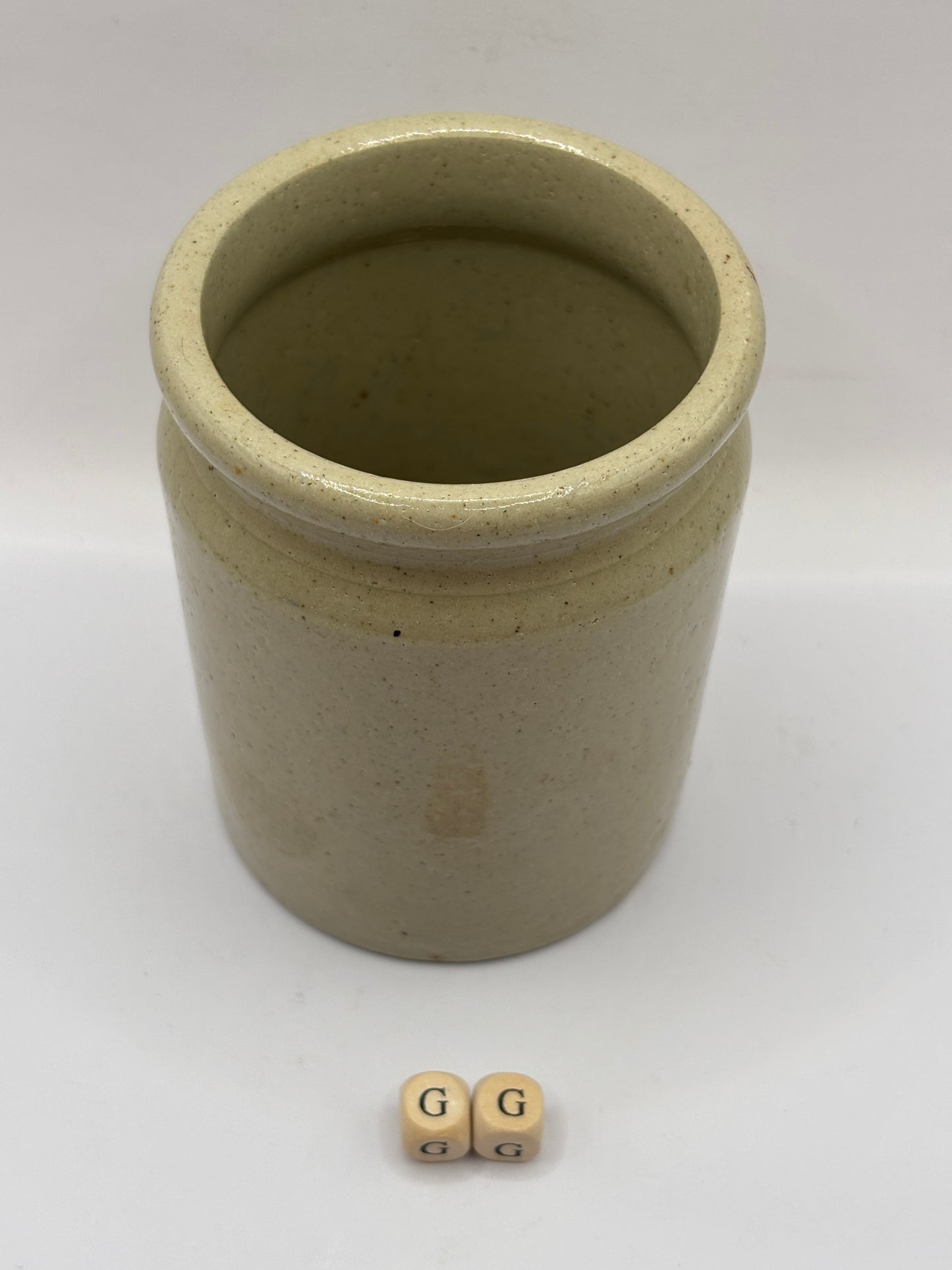 Old 1lb rolled top stoneware jam pot (GG) Golden shred brand