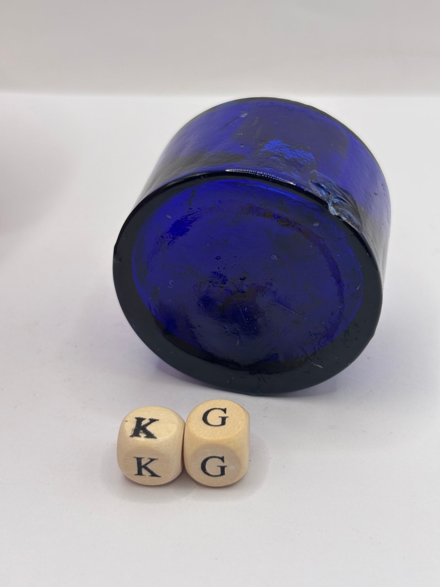 Old cobalt blue glass ink bottle, inkwell, penny ink (KG)