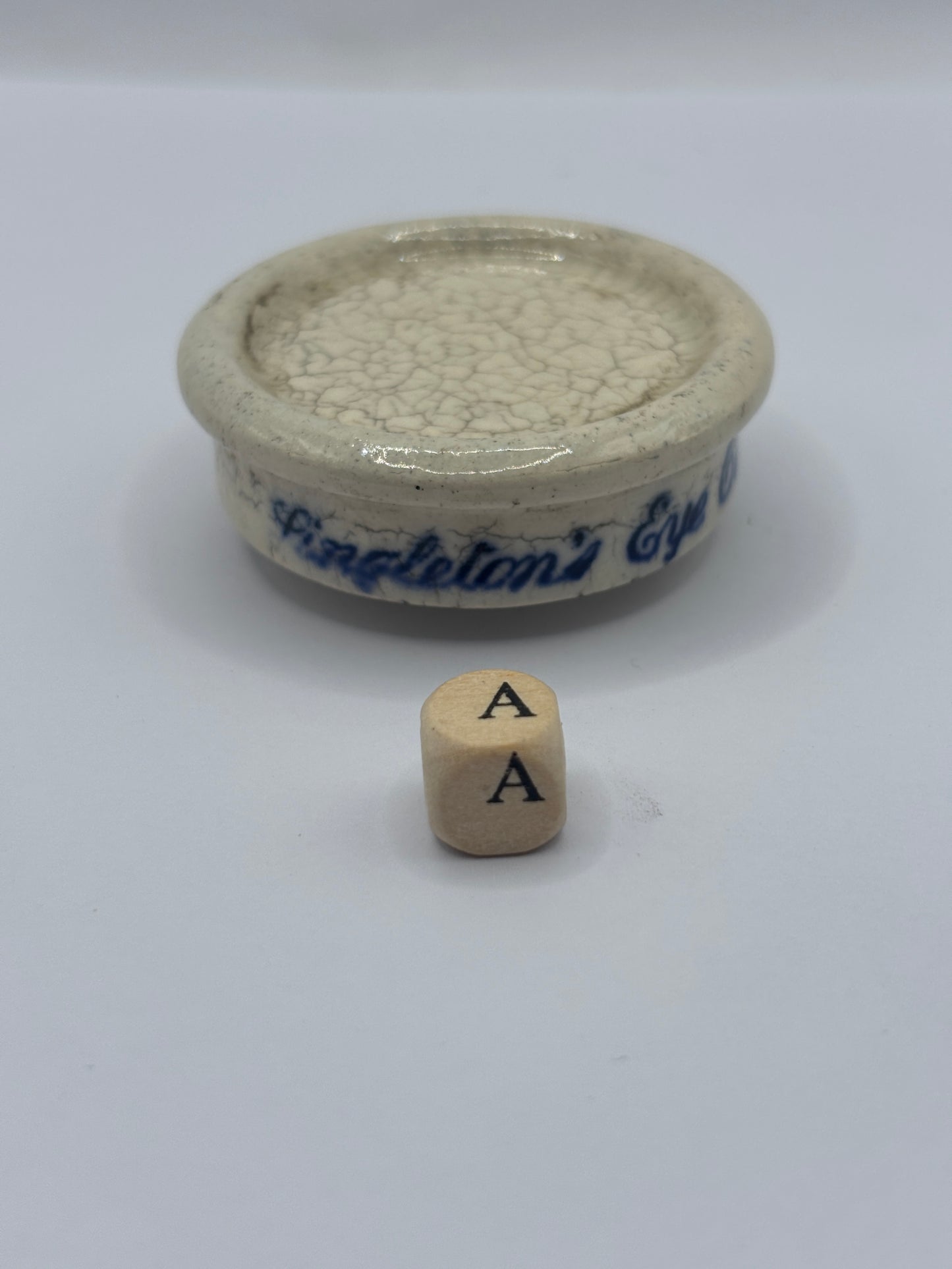 Old Singletons stoneware eye ointment (a)