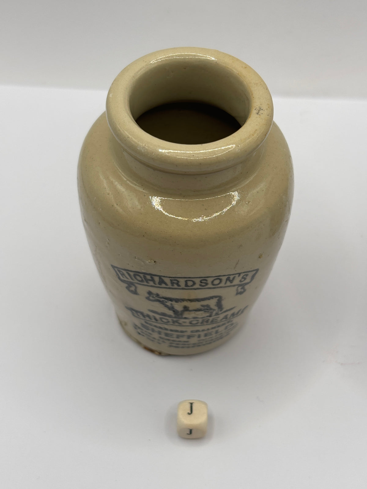 Old advertising cream pot, Richardsons thick cream Sheffield. Double sided (J)