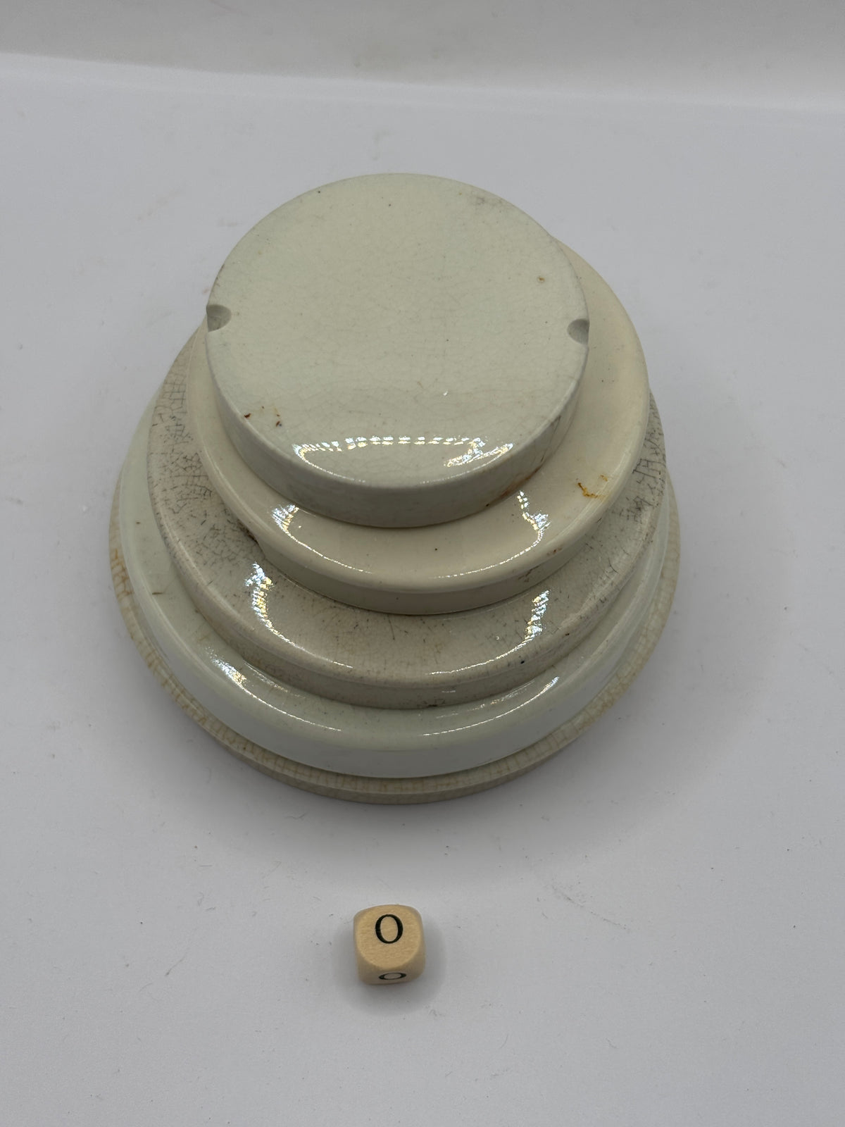 5 old stoneware lids, stackers (o)