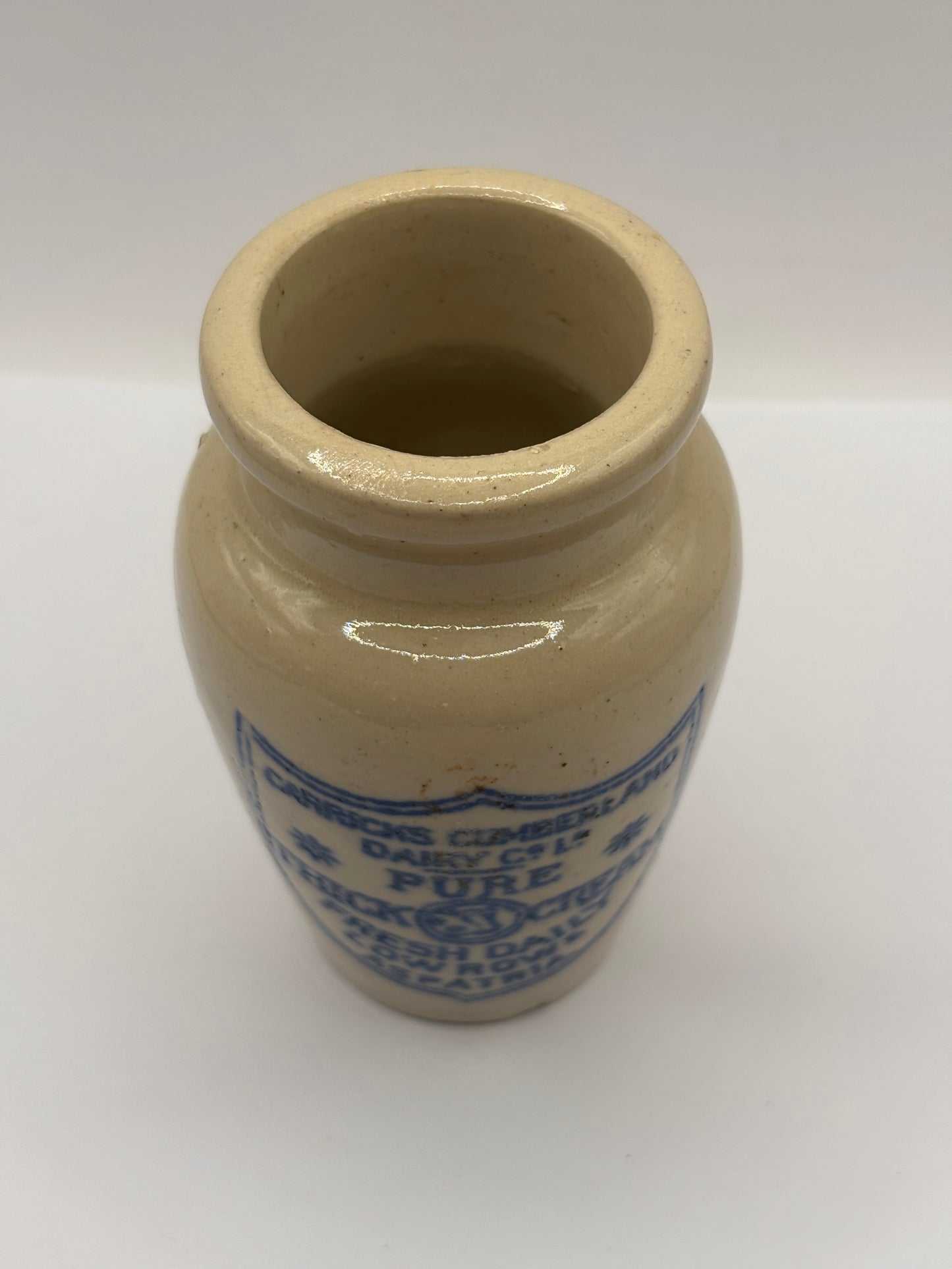 Old advertising cream pot, Carricks Cumberland dairy. Pure thick cream