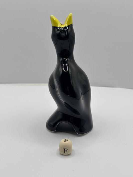 Vintage bird pie funnel (F)