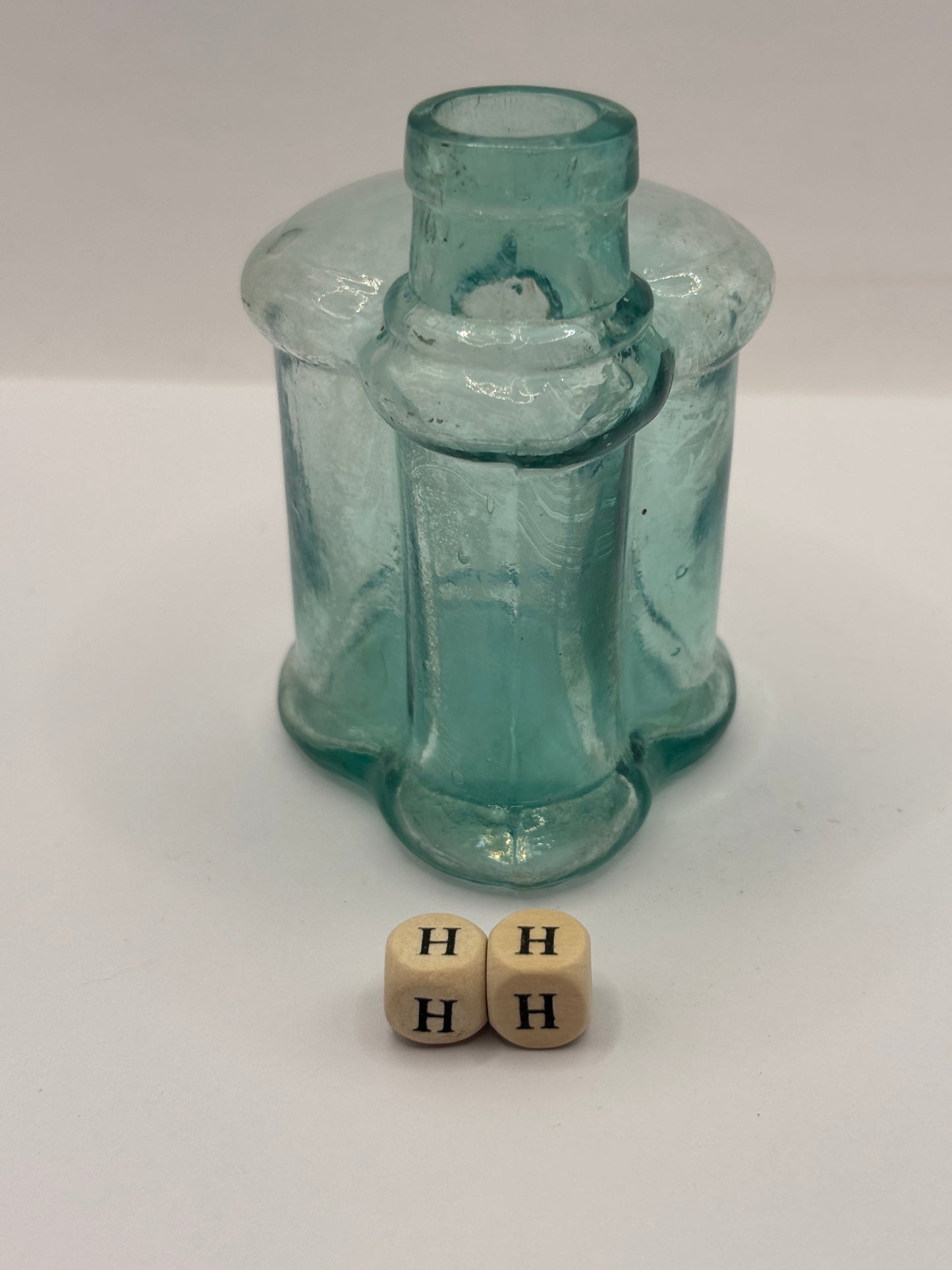 Old aqua glass inkwell (HH)