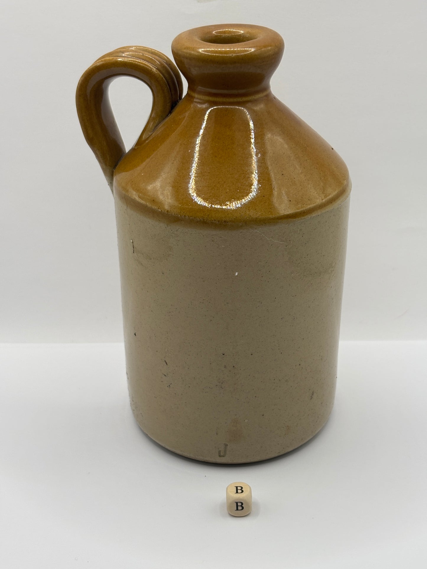 Old small stoneware flagon/jug (B) 17cms