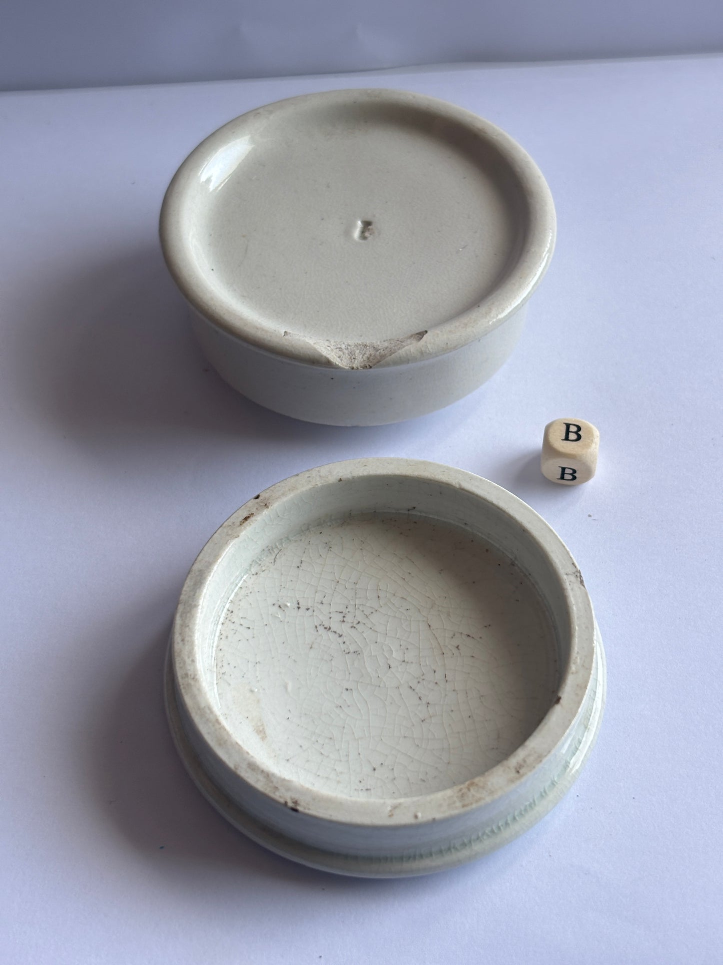 Old plain pot lid and base, stoneware (B)