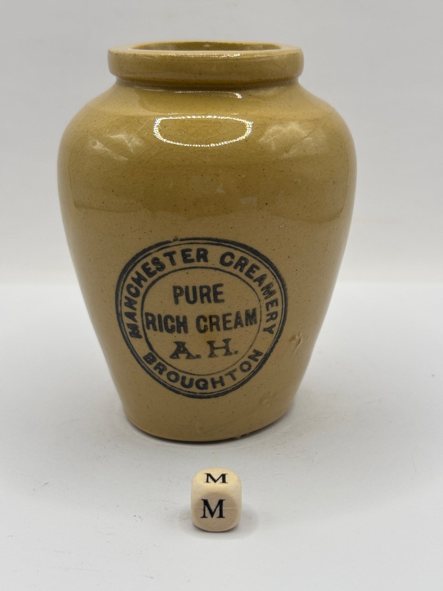 Old advertising cream pot, Manchester creamery, Pure rich cream (m)