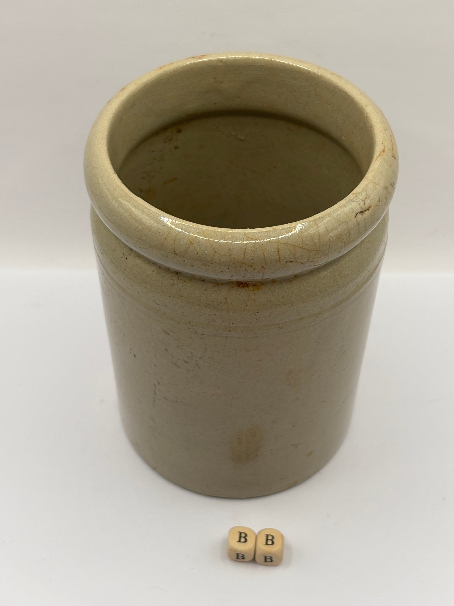 Old 2lb rolled top stoneware jam pot (BB)