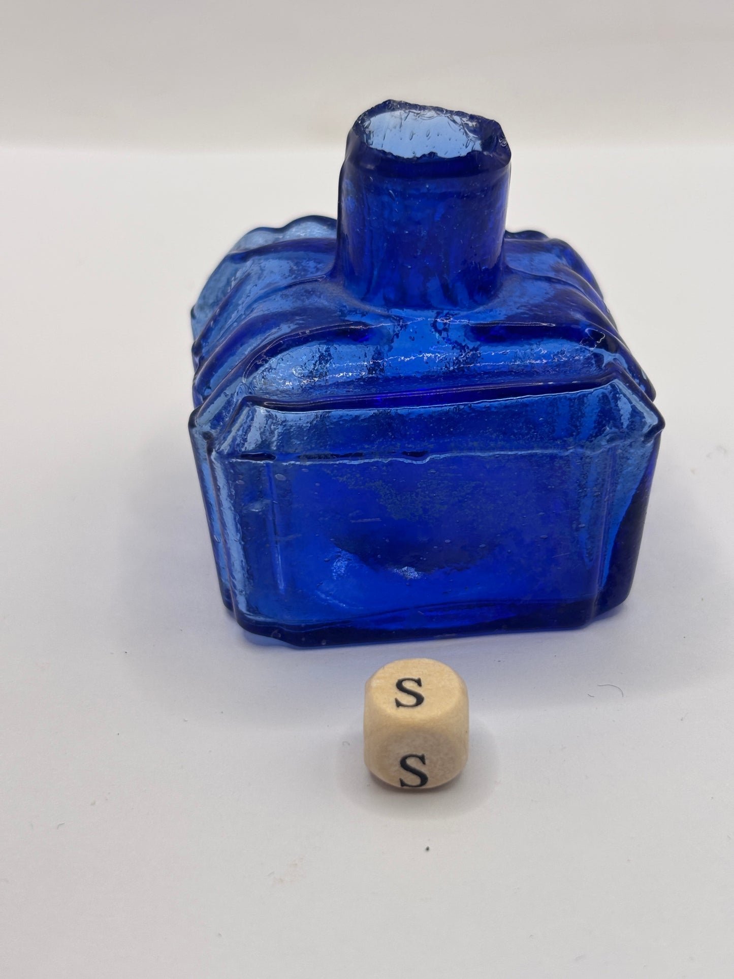 Old blue glass ink bottle, inkwell, penny ink (S)