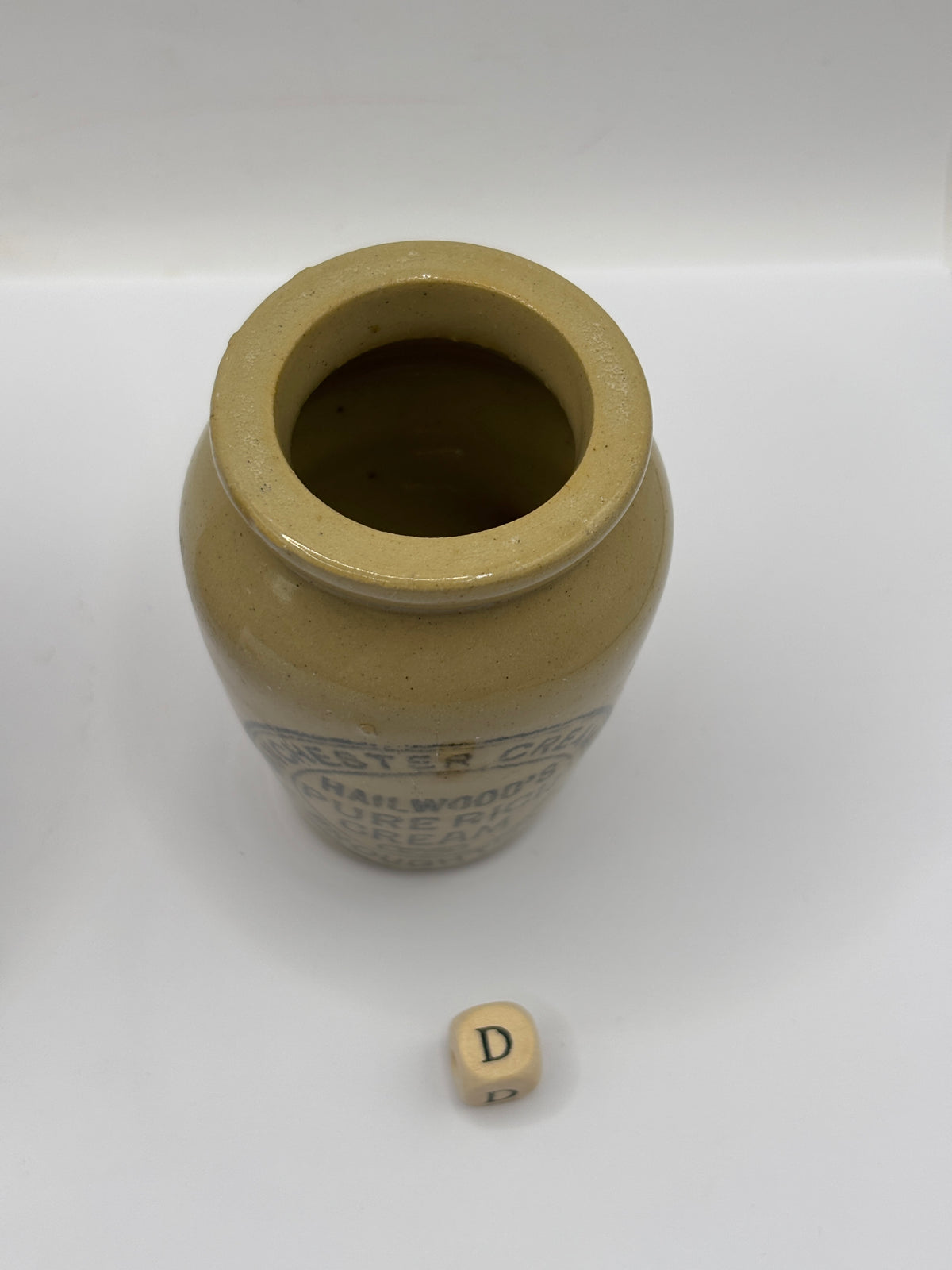 Old advertising cream pot, Hailwoods rich cream (D)