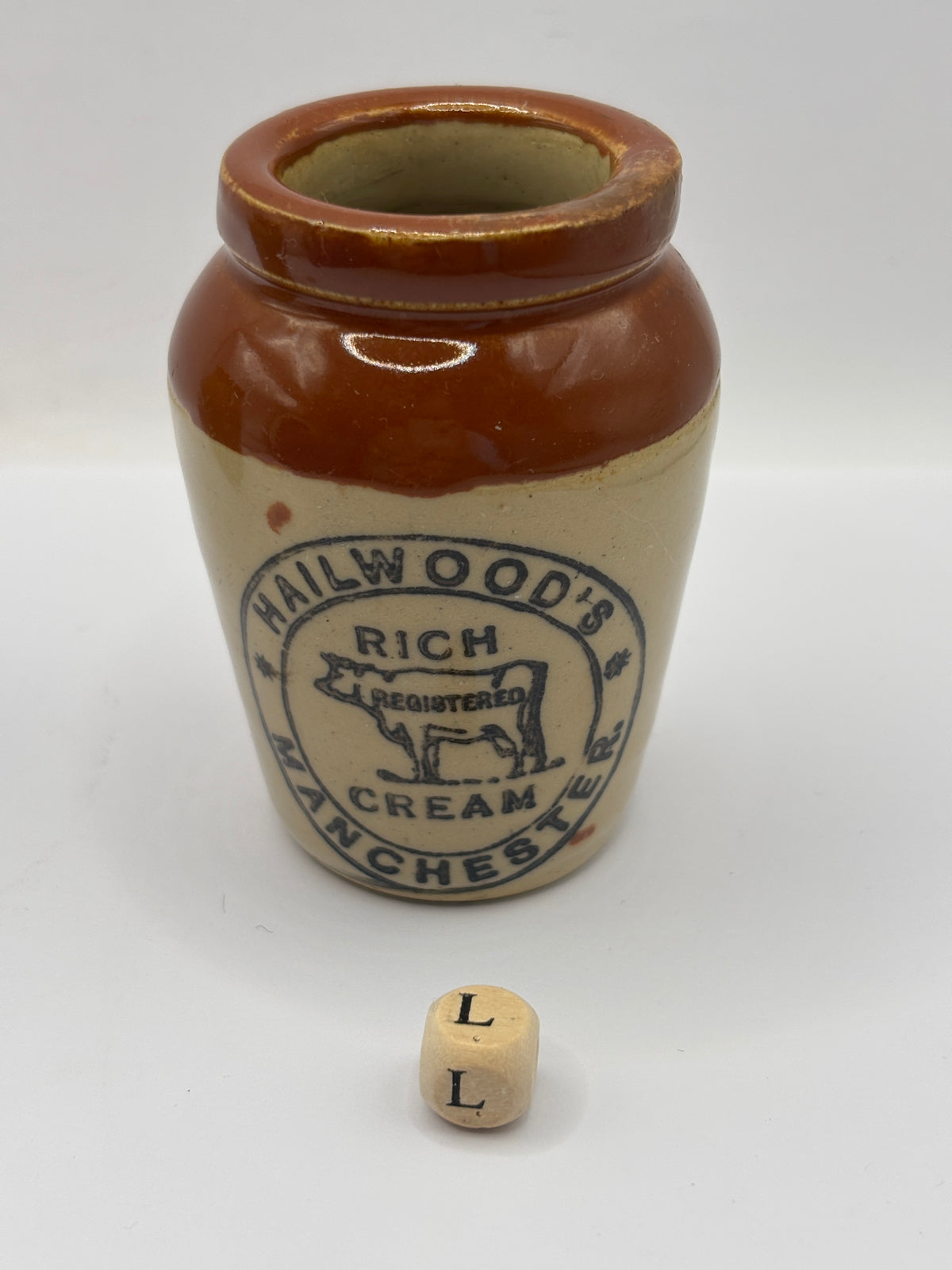 Old advertising cream pot, Hailwoods rich cream (L)