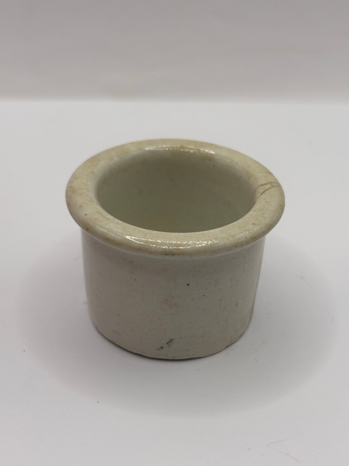 Old advertising ointment pot, clarkes miraculous salve ointment. Damaged