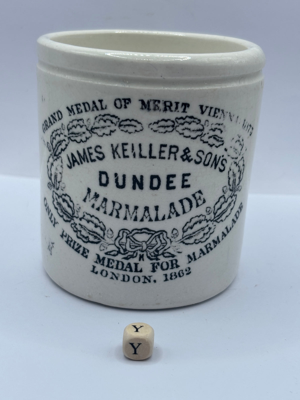 Old 1lb stoneware marmalade pot, James Keiller Dundee marmalade (y)