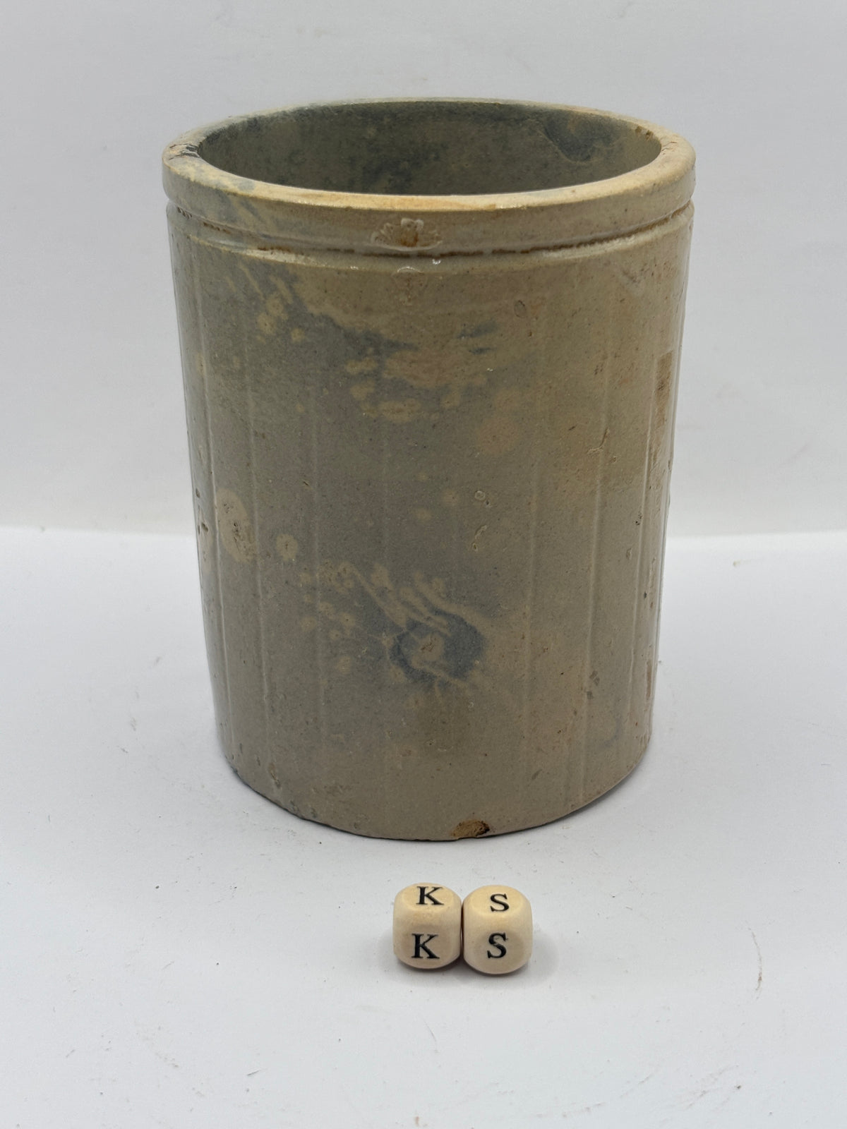 Old 1lb ribbed stoneware jam pot (KS) stained