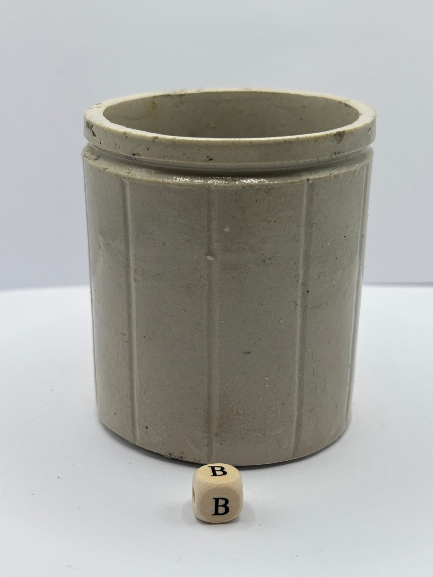 Small ribbed stoneware Hartley’s jam & marmalade pot (B)