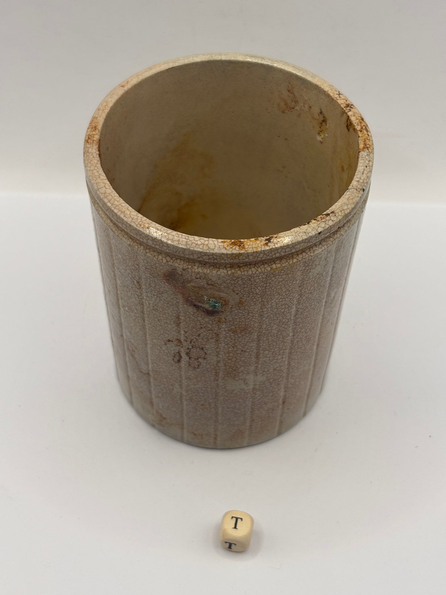 Old 1lb ribbed stoneware jam pot (T)