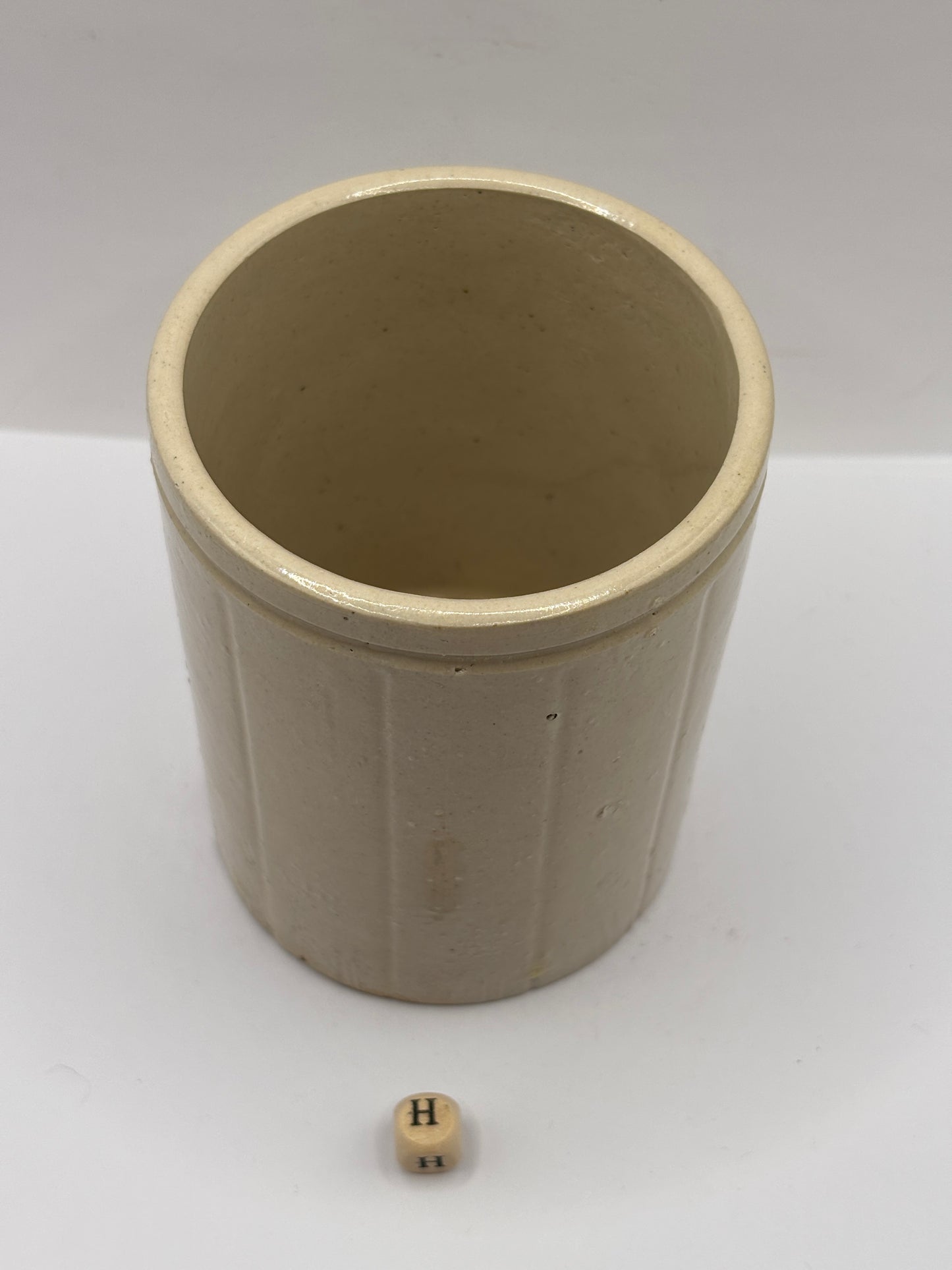 Old 1lb ribbed stoneware jam pot (H) Hartley’s