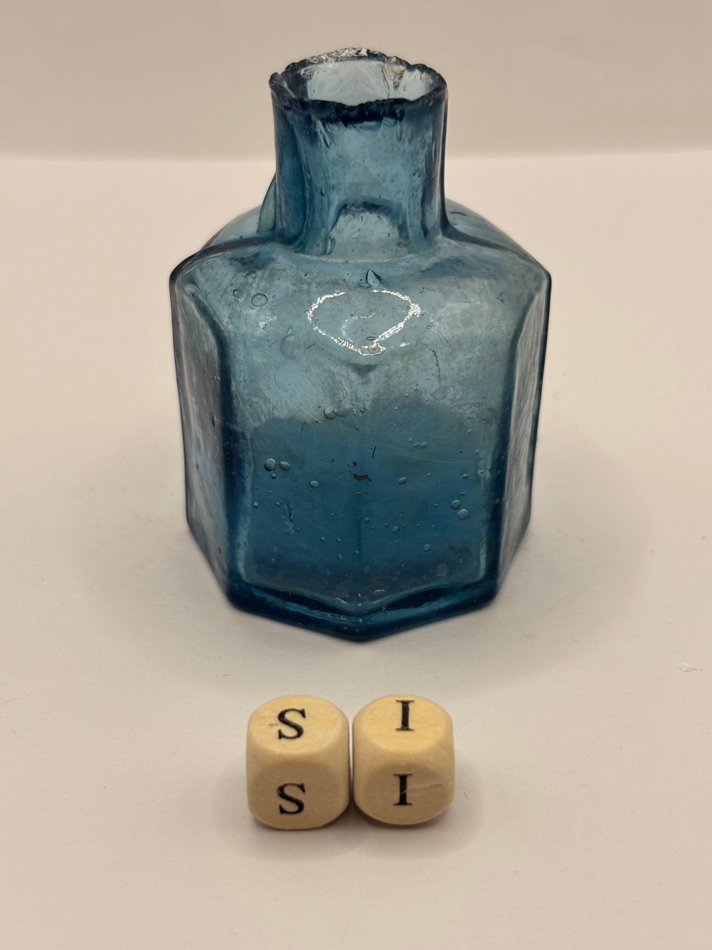 Old blue glass ink bottle, inkwell, penny ink (si)
