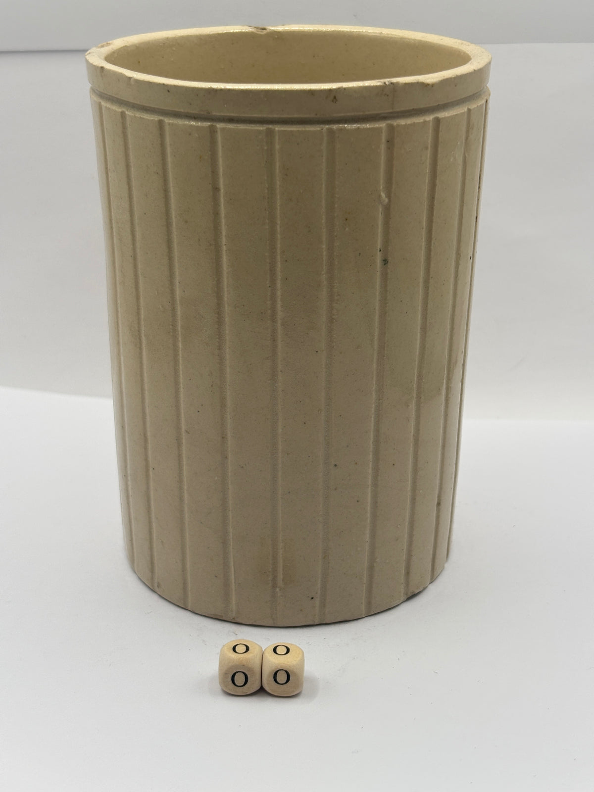 Old 2lb ribbed stoneware jam pot (oo)