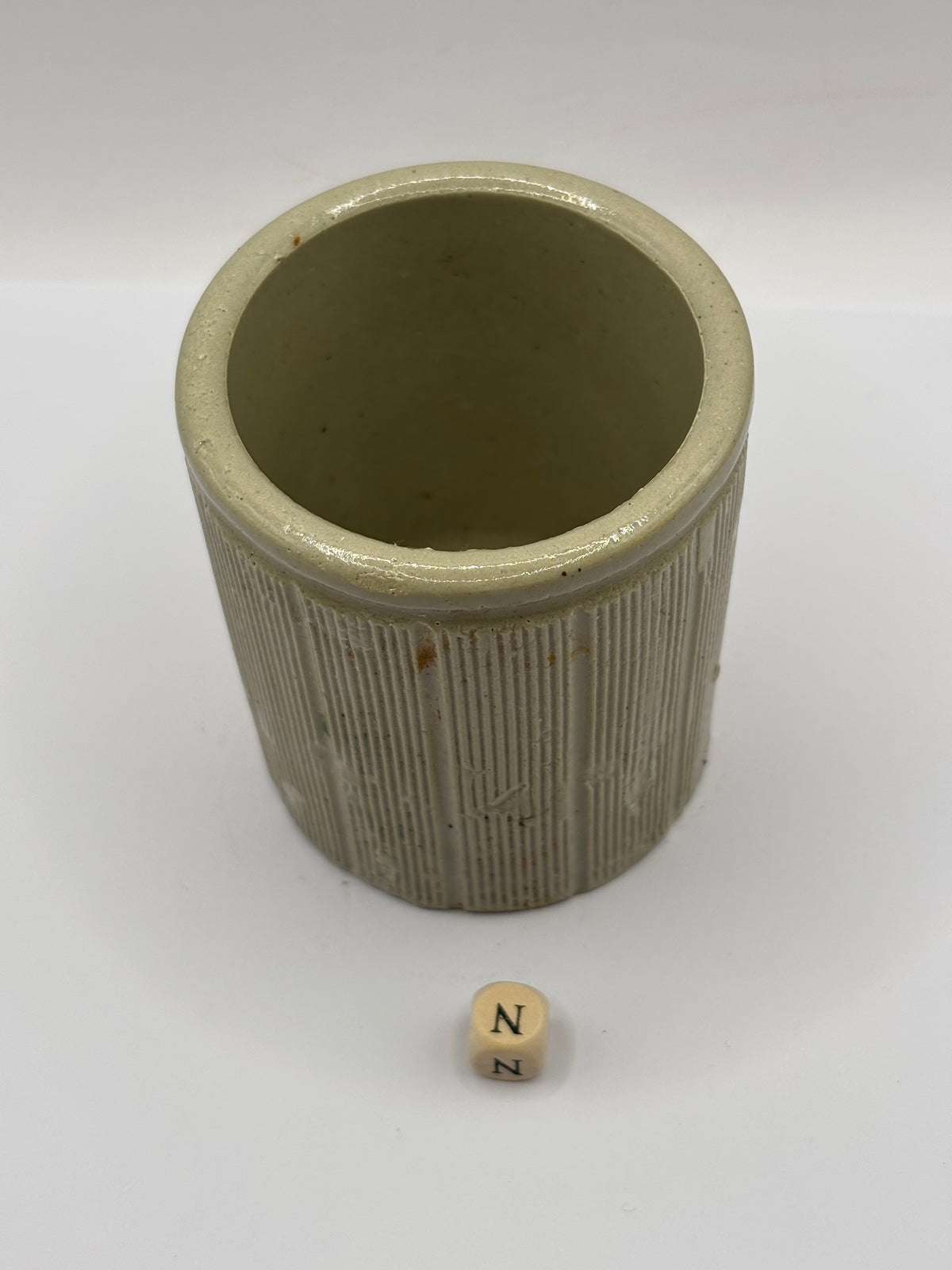 Old small ribbed stoneware jam pot (N)