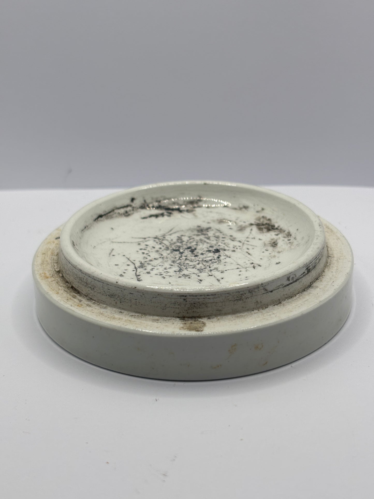 Old stoneware paint pallette