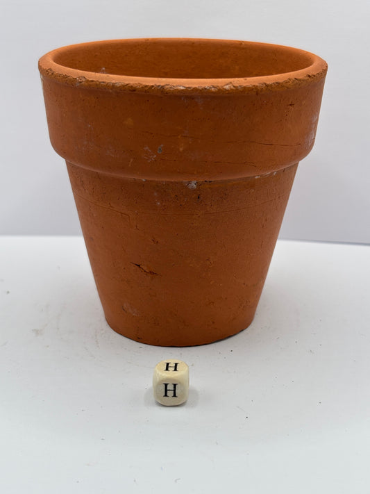 Old terracotta plant pot (H)