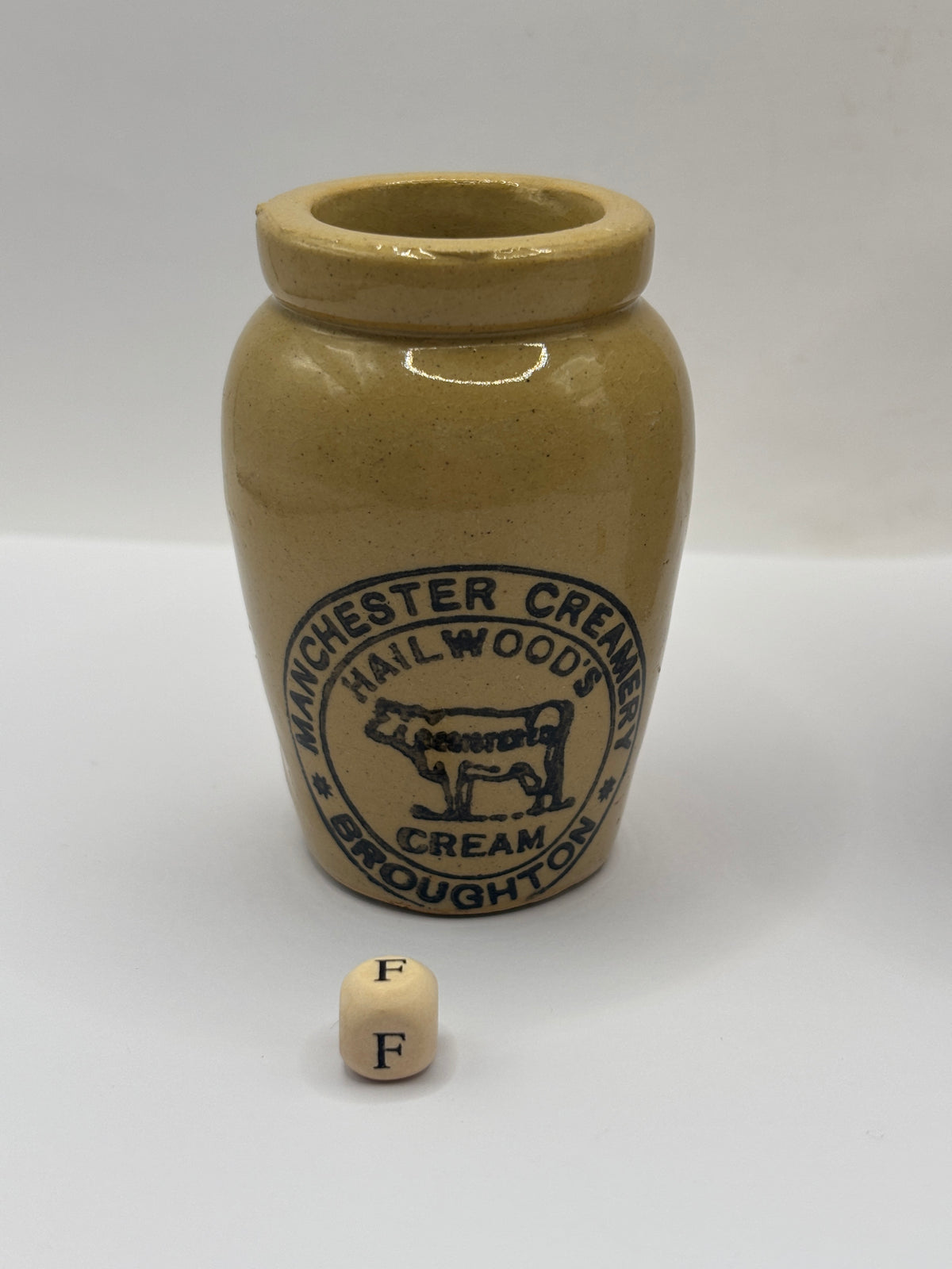 Old advertising cream pot, Hailwoods Manchester (f)