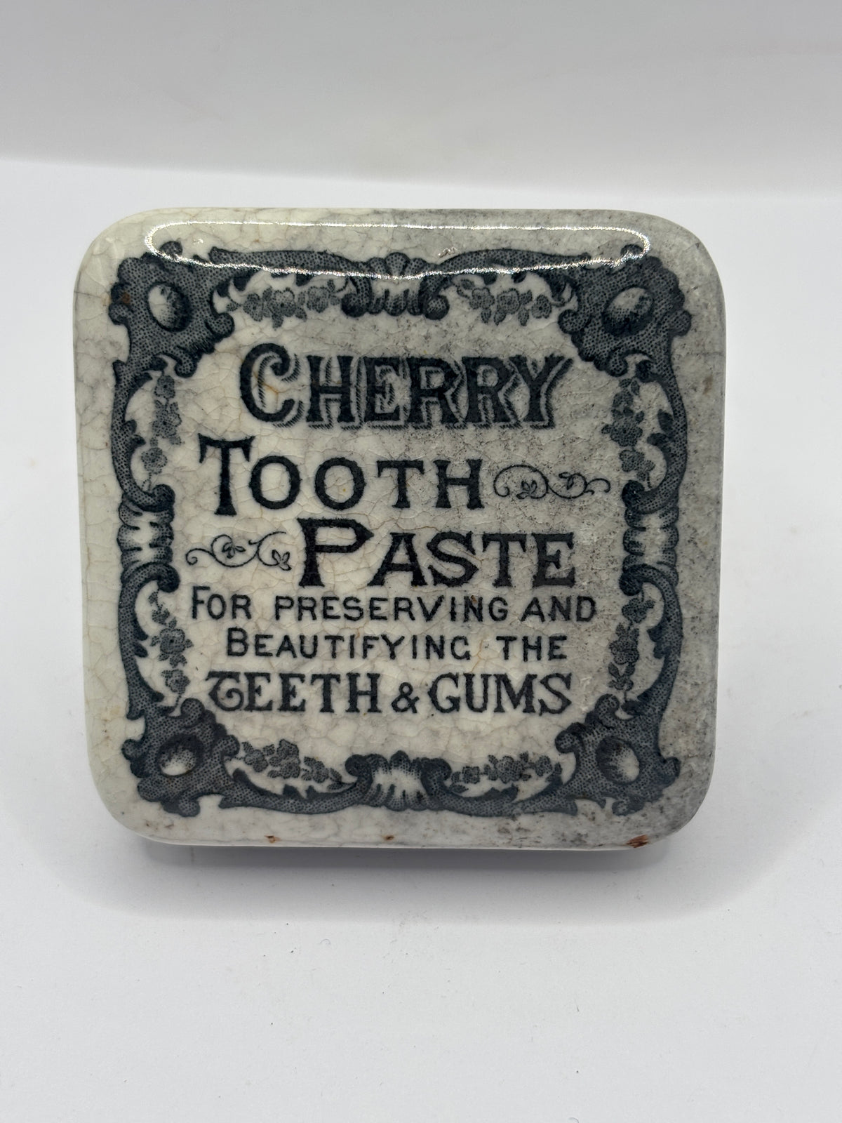 Old advertising lid and base, Cherry tooth paste 🍒