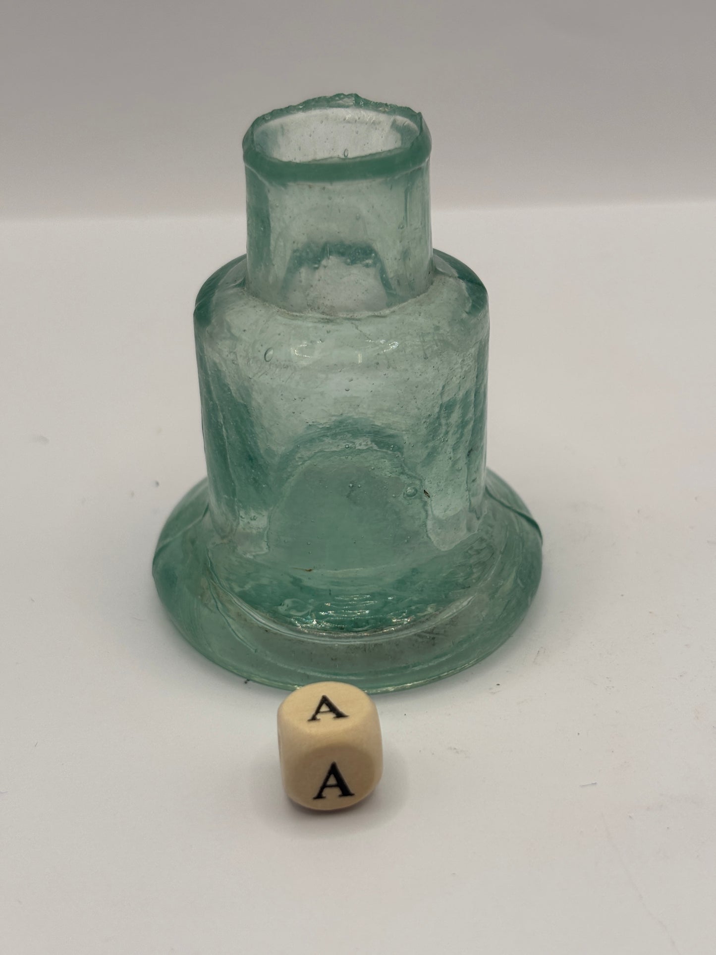 Old aqua glass advertising inkwell, bell ink. Stephen’s ink (a)