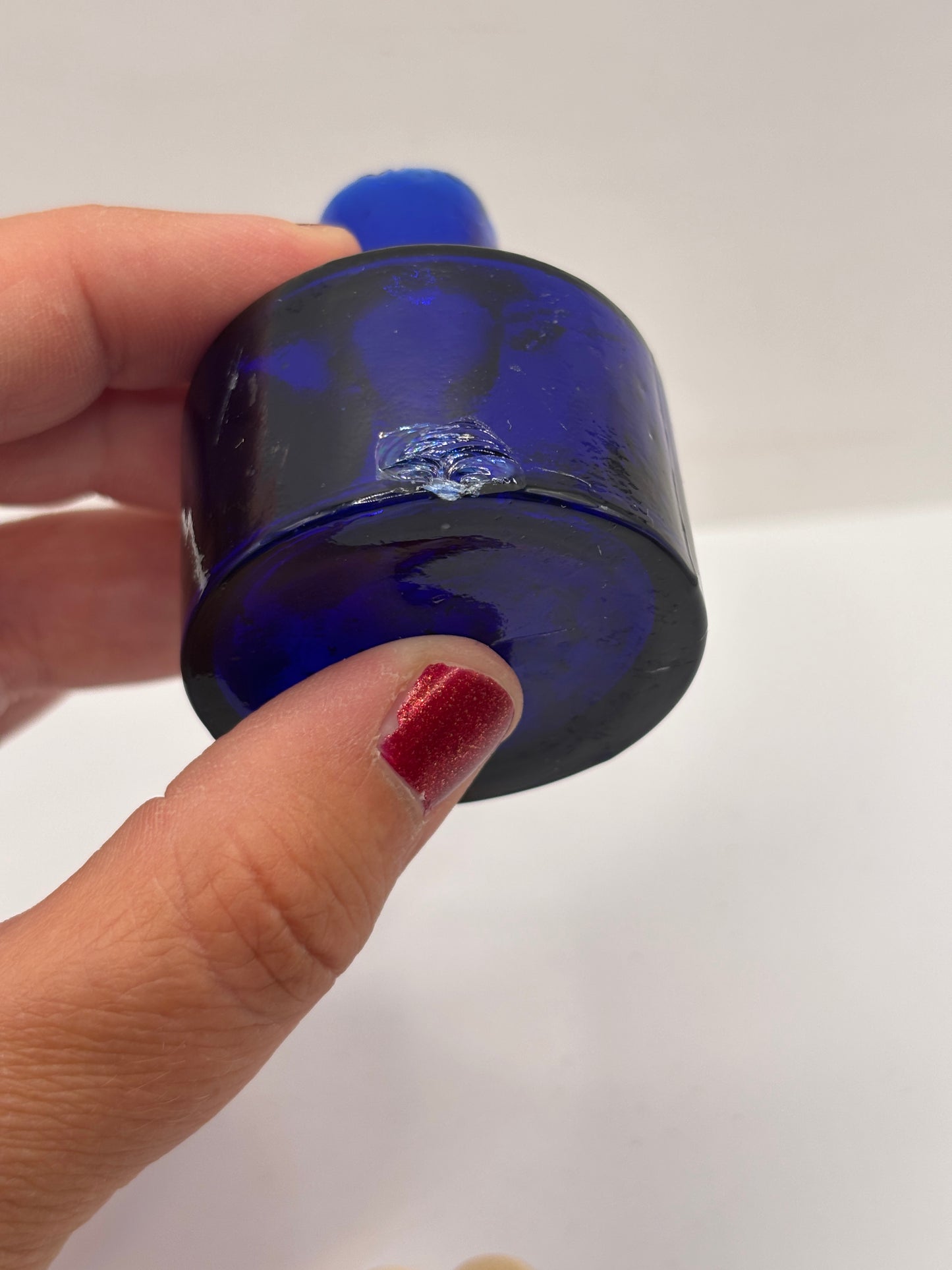 Old cobalt blue glass ink bottle, inkwell, penny ink (KG)