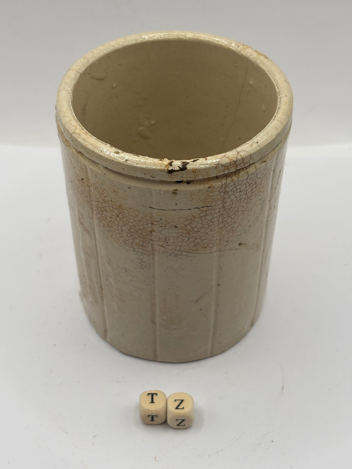 Old 1lb ribbed stoneware jam pot (TZ) stained & crazed