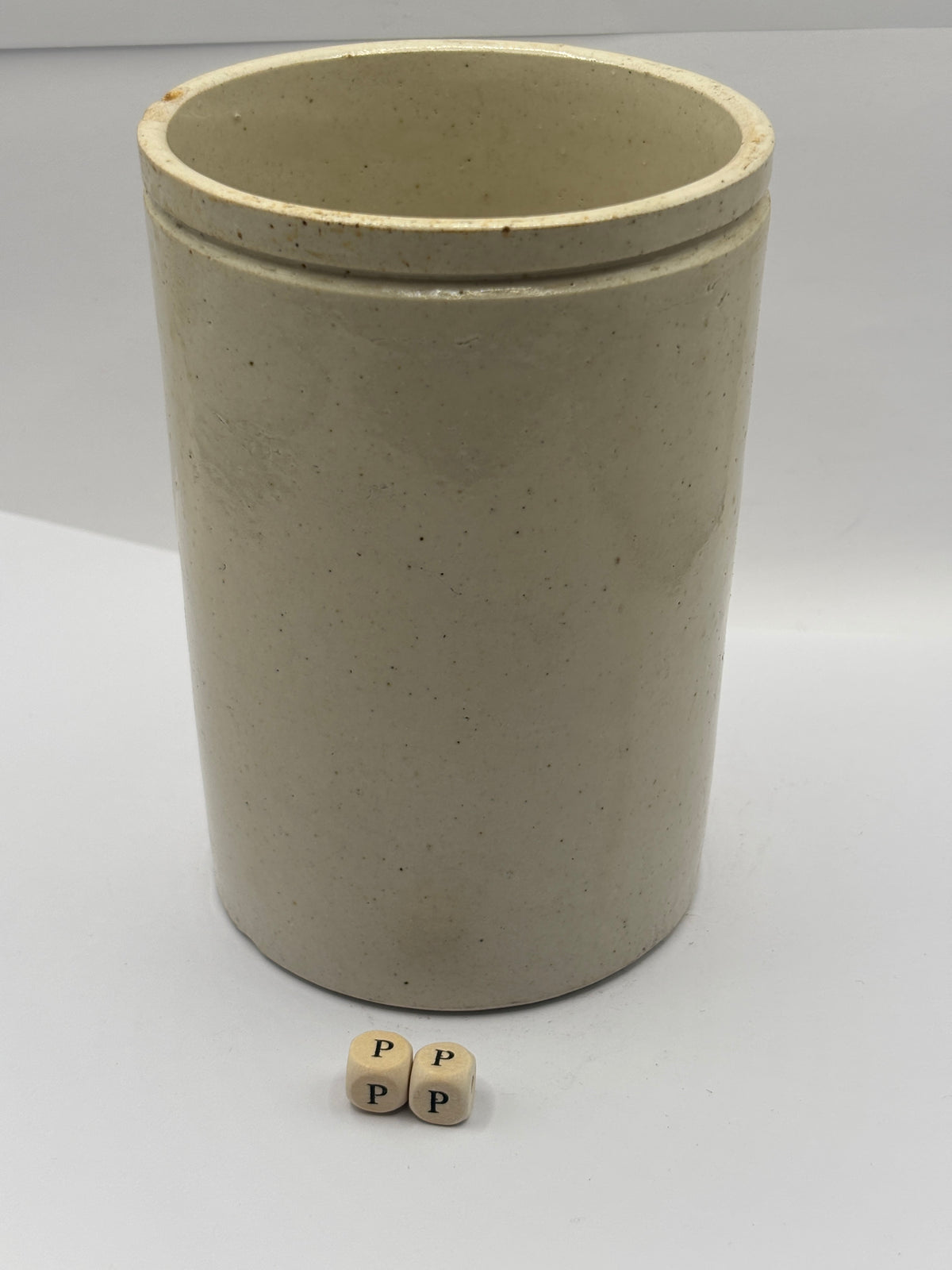 Old 2lb smooth stoneware jam pot (pp)