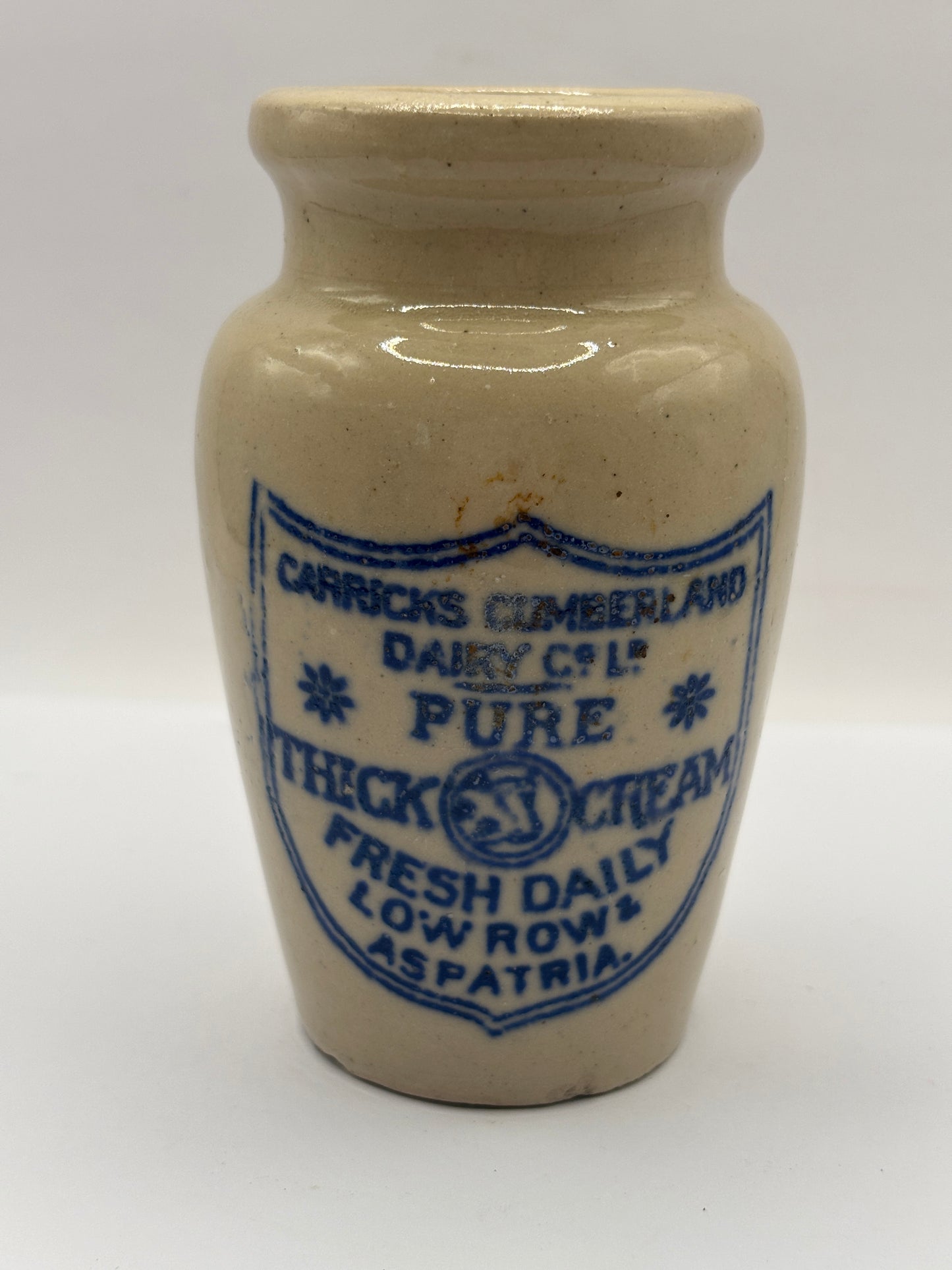 Old advertising cream pot, Carricks Cumberland dairy. Pure thick cream