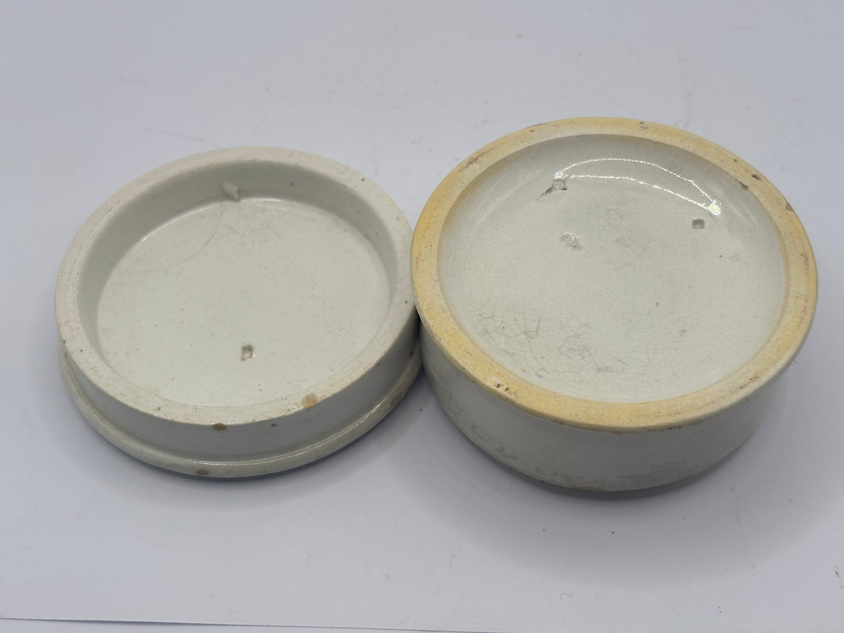 Old advertising lid and base, Cherry tooth paste 🍒
