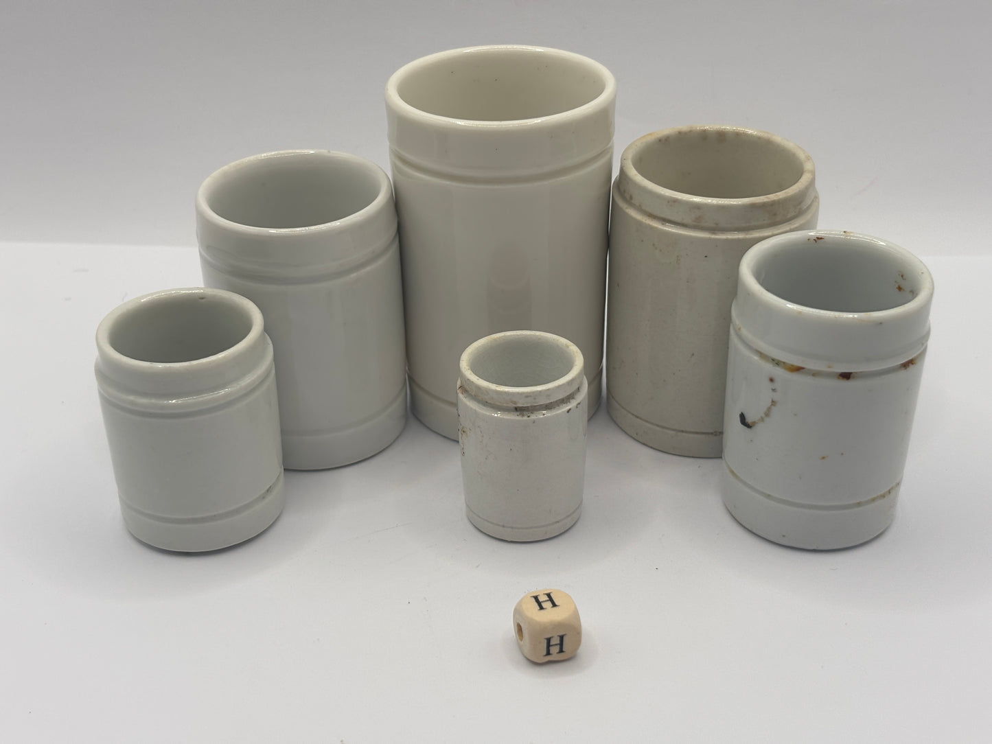 6 old stoneware jars & pots (H)