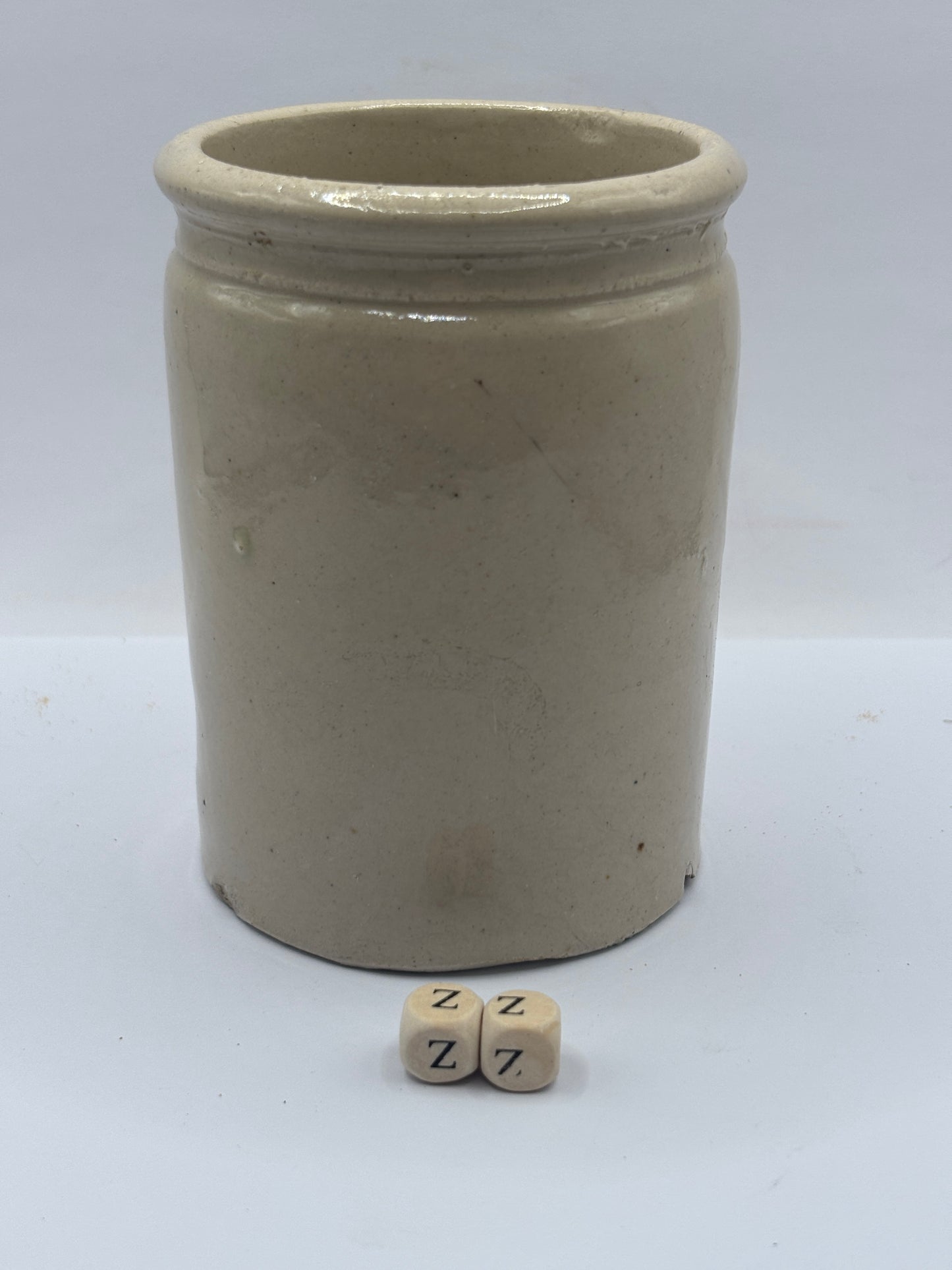Old 1lb rolled top stoneware jam pot (ZZ)