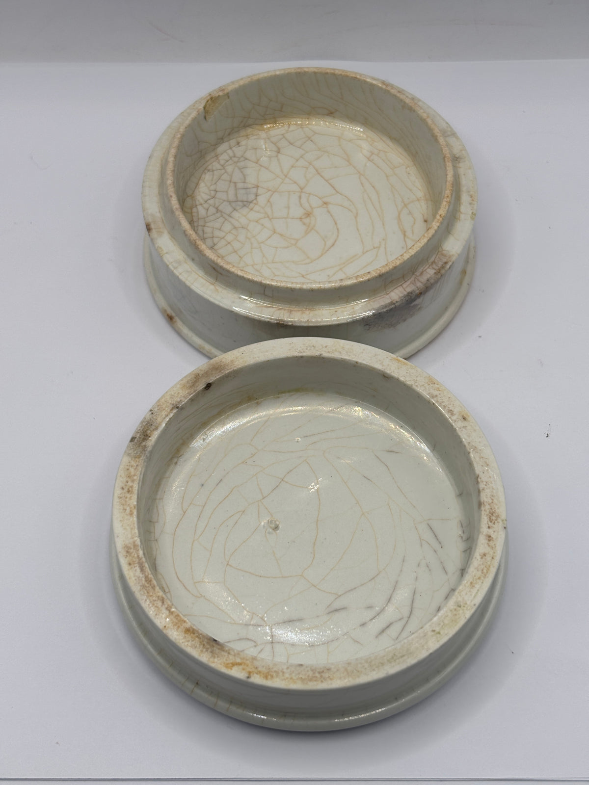 Old plain stoneware lidded pot, pot lid and base