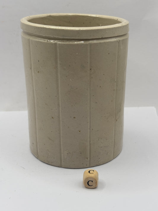 Old 1lb ribbed stoneware jam pot (c)