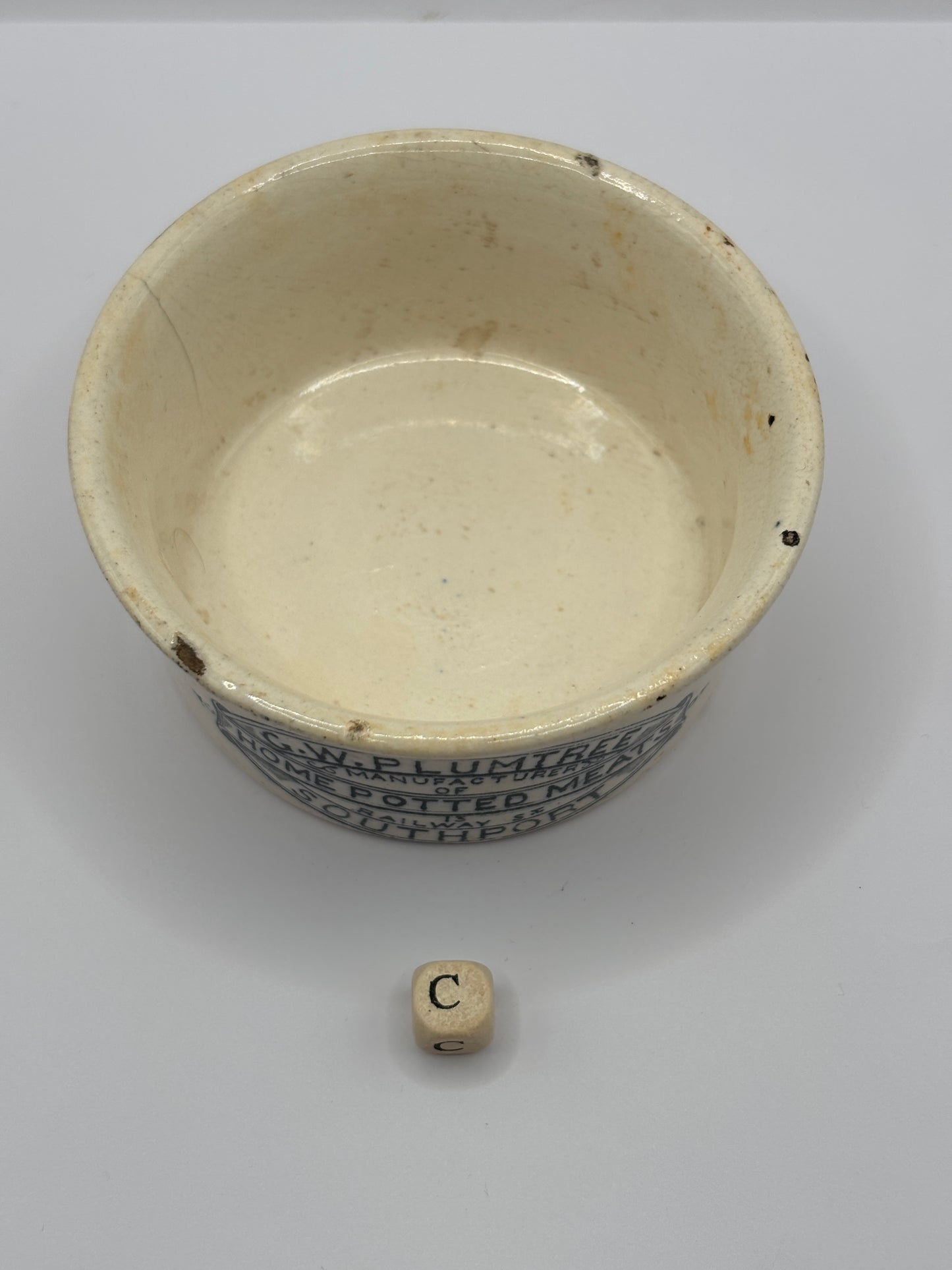 Old Plumtree advertising meat paste pot (c)