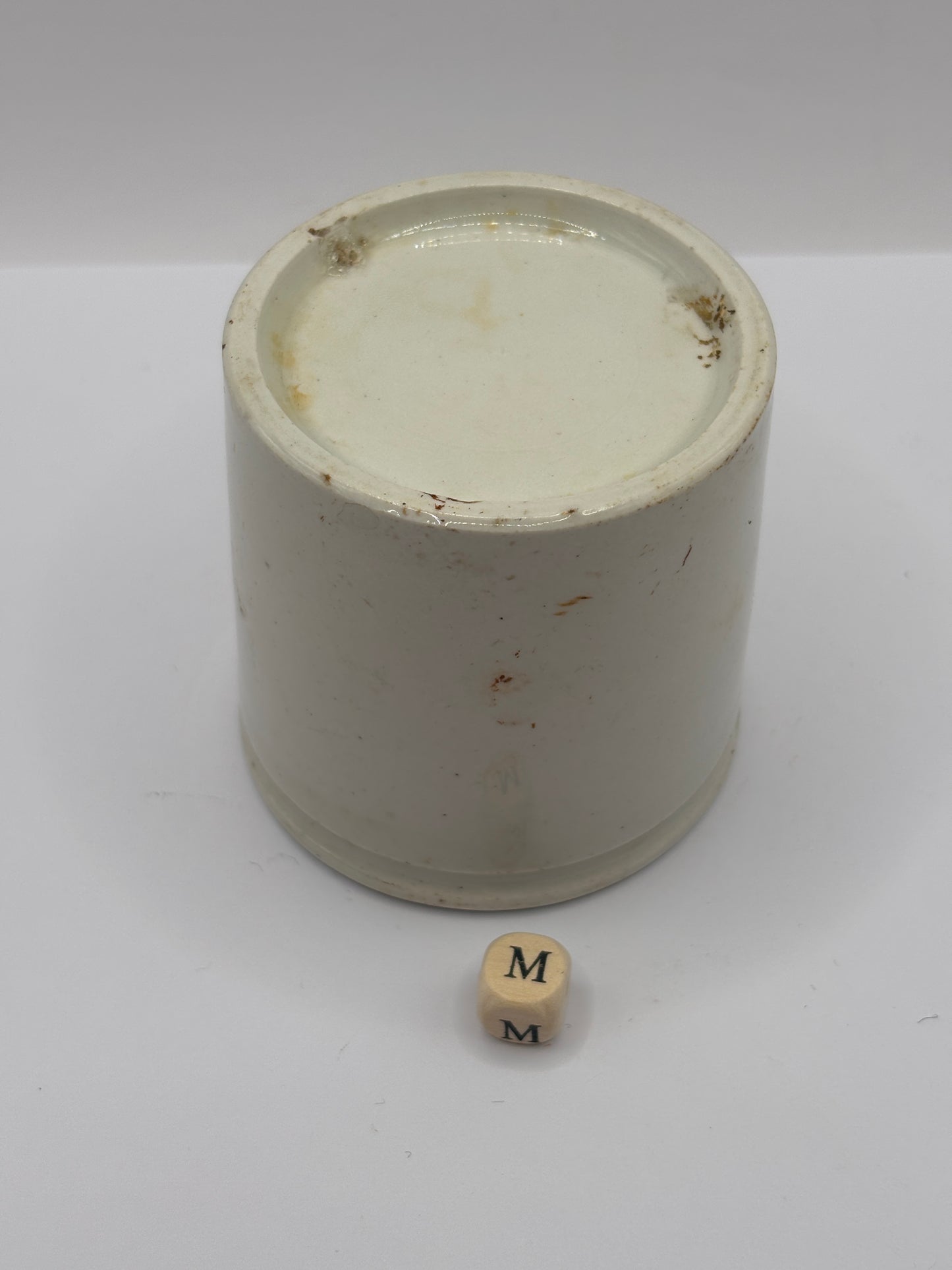 Old plain stoneware jar (M)