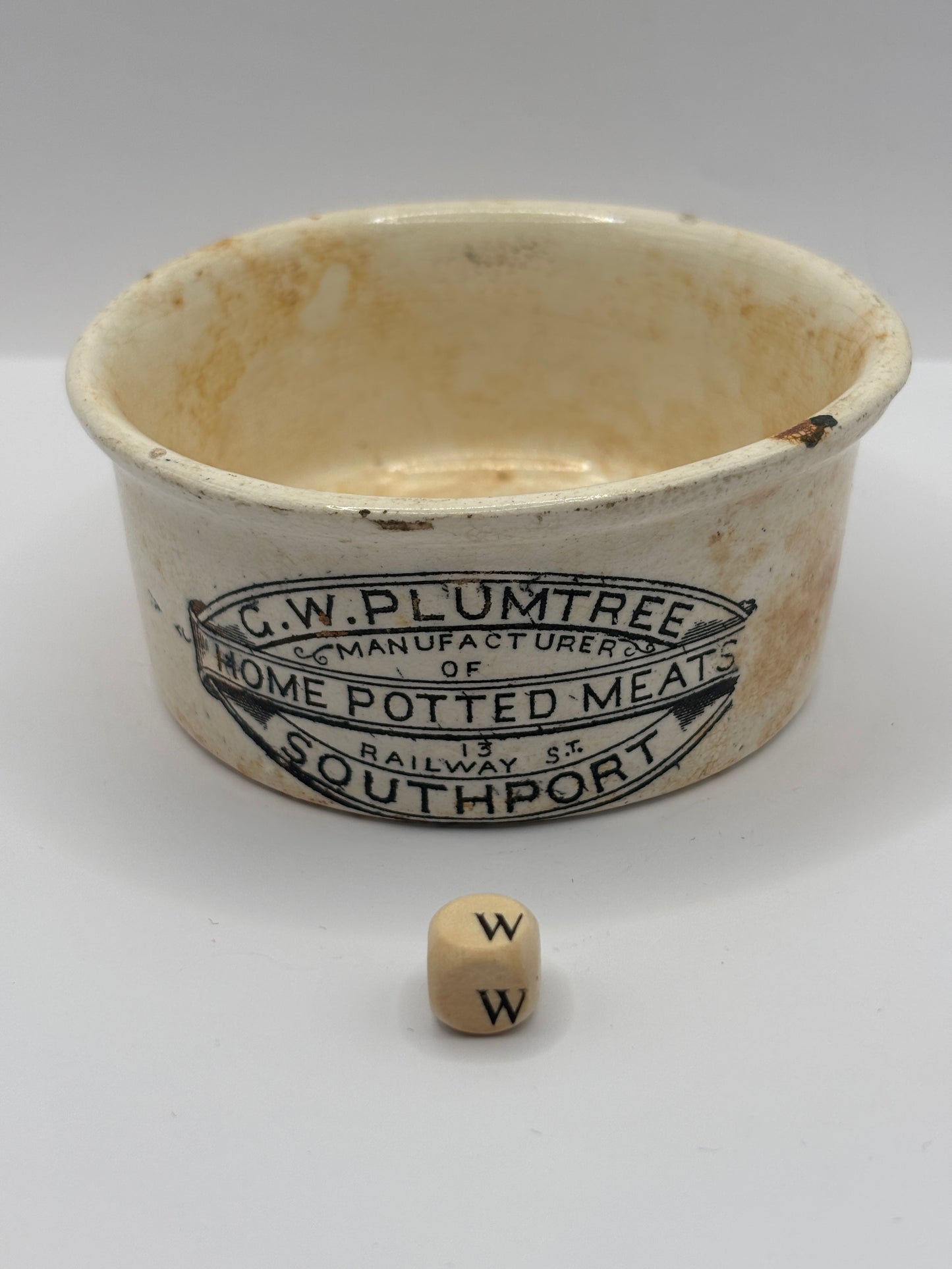 Old Plumtree advertising meat paste pot. Stained & crazed (w)