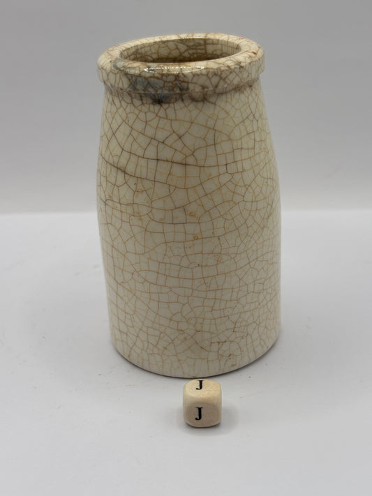 Old white stoneware jar, creamer, churn (J)