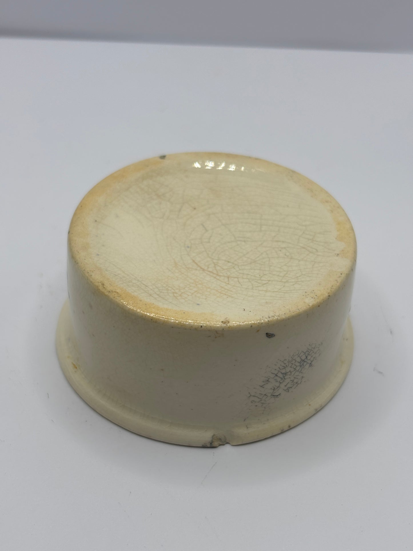 Small Plumtree home potted meats advertising pot