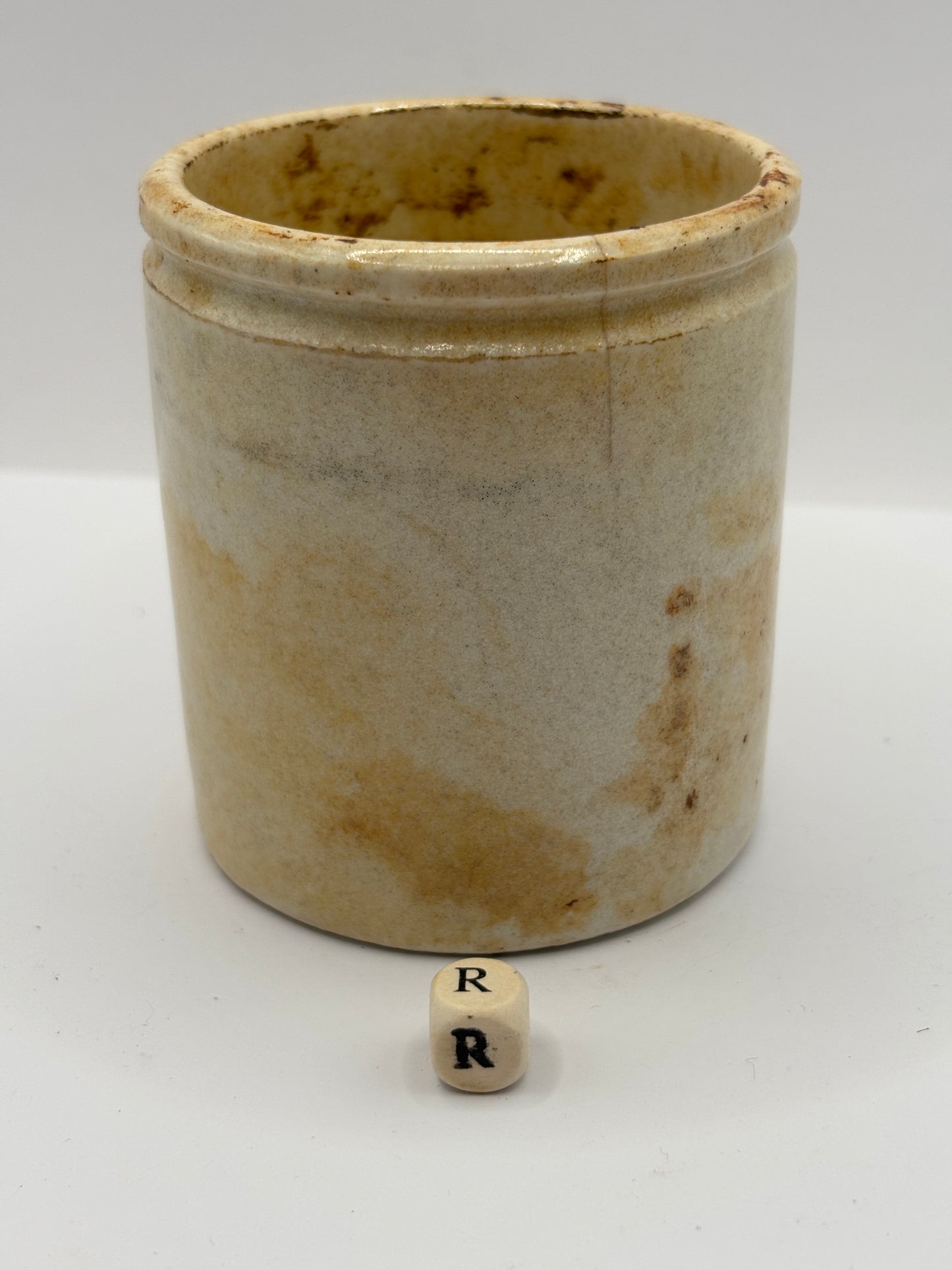 Old chunky stoneware pot (R)