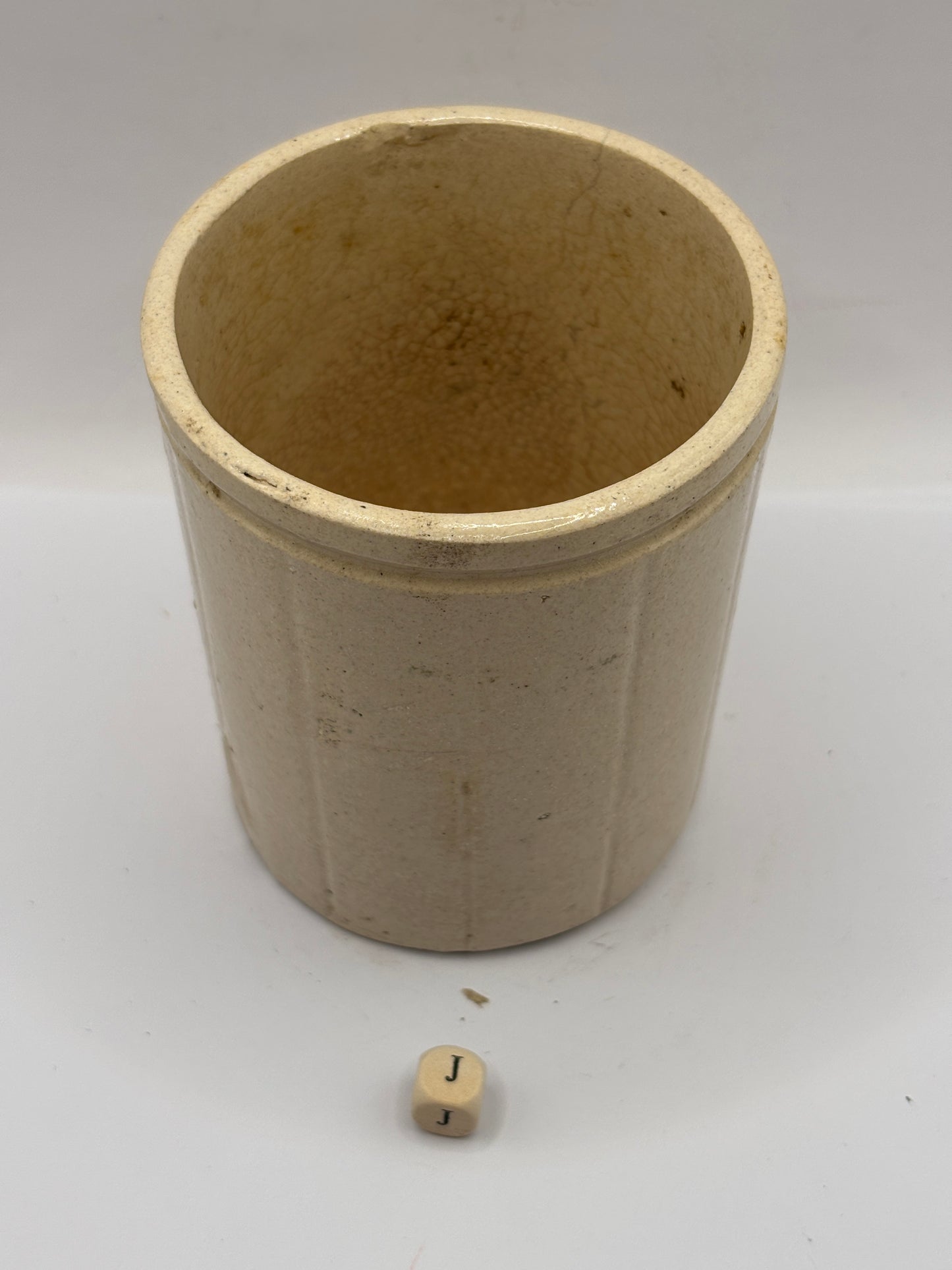 Old 1lb ribbed stoneware jam pot (J)