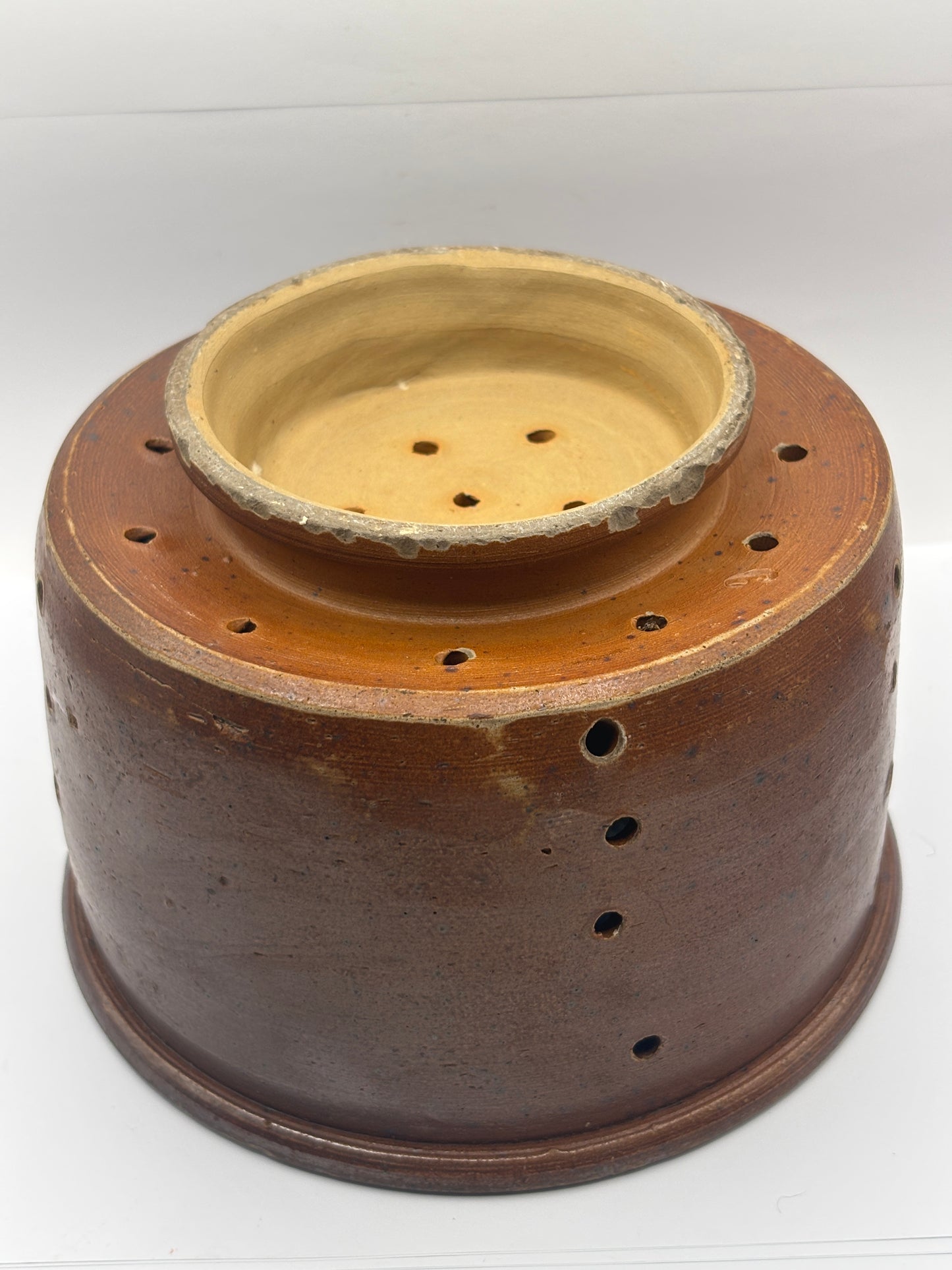 Old french stoneware cheese strainer, cheese mold (L)