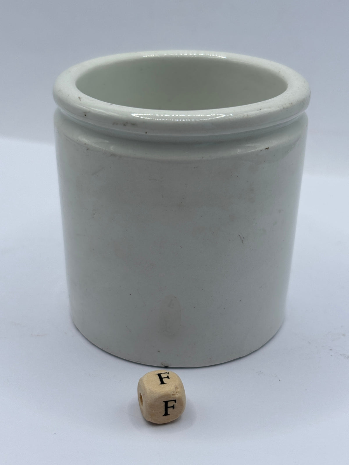 Old small chunky stoneware pot (F)